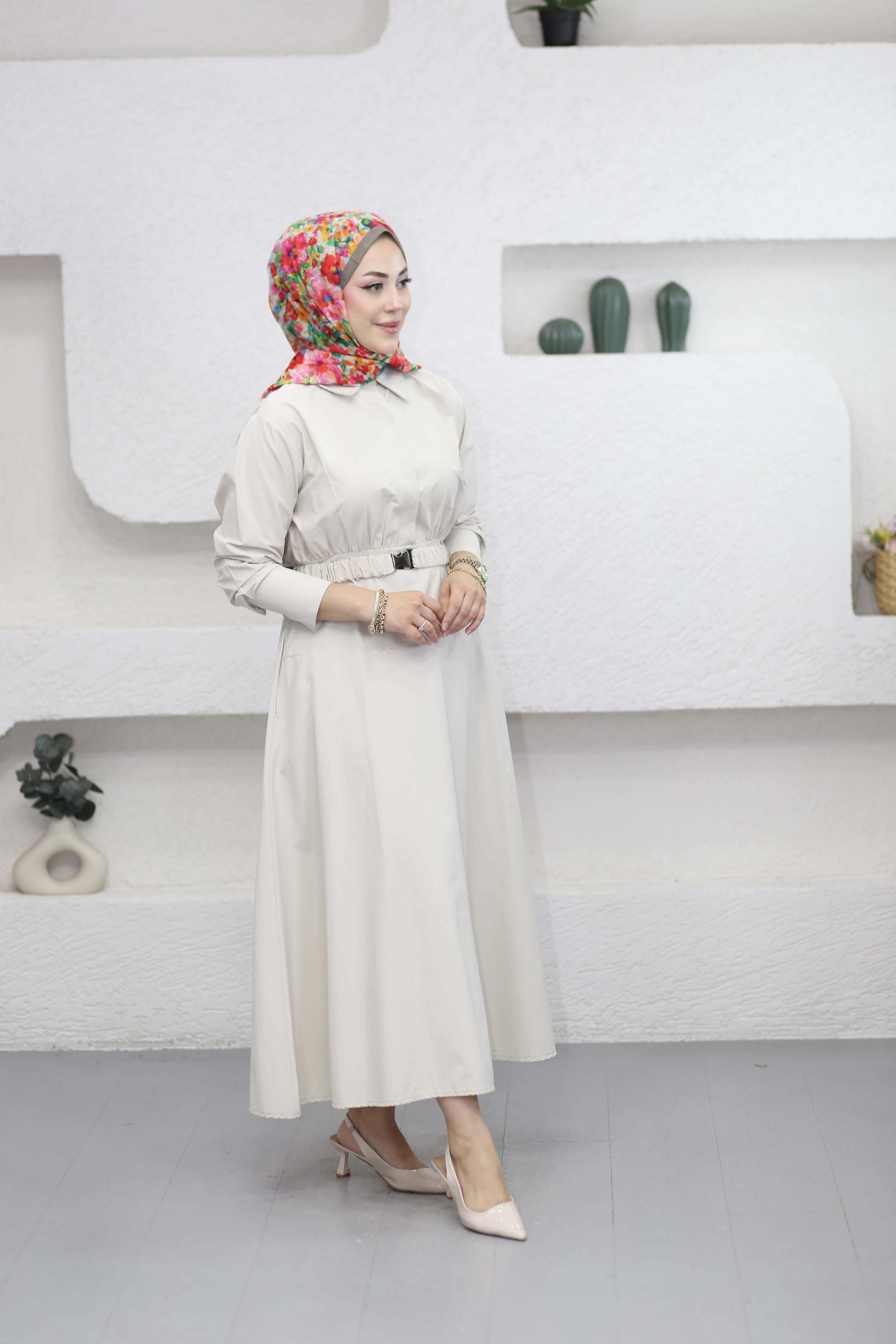 Lastik Kemerli Elbise Bej 5516