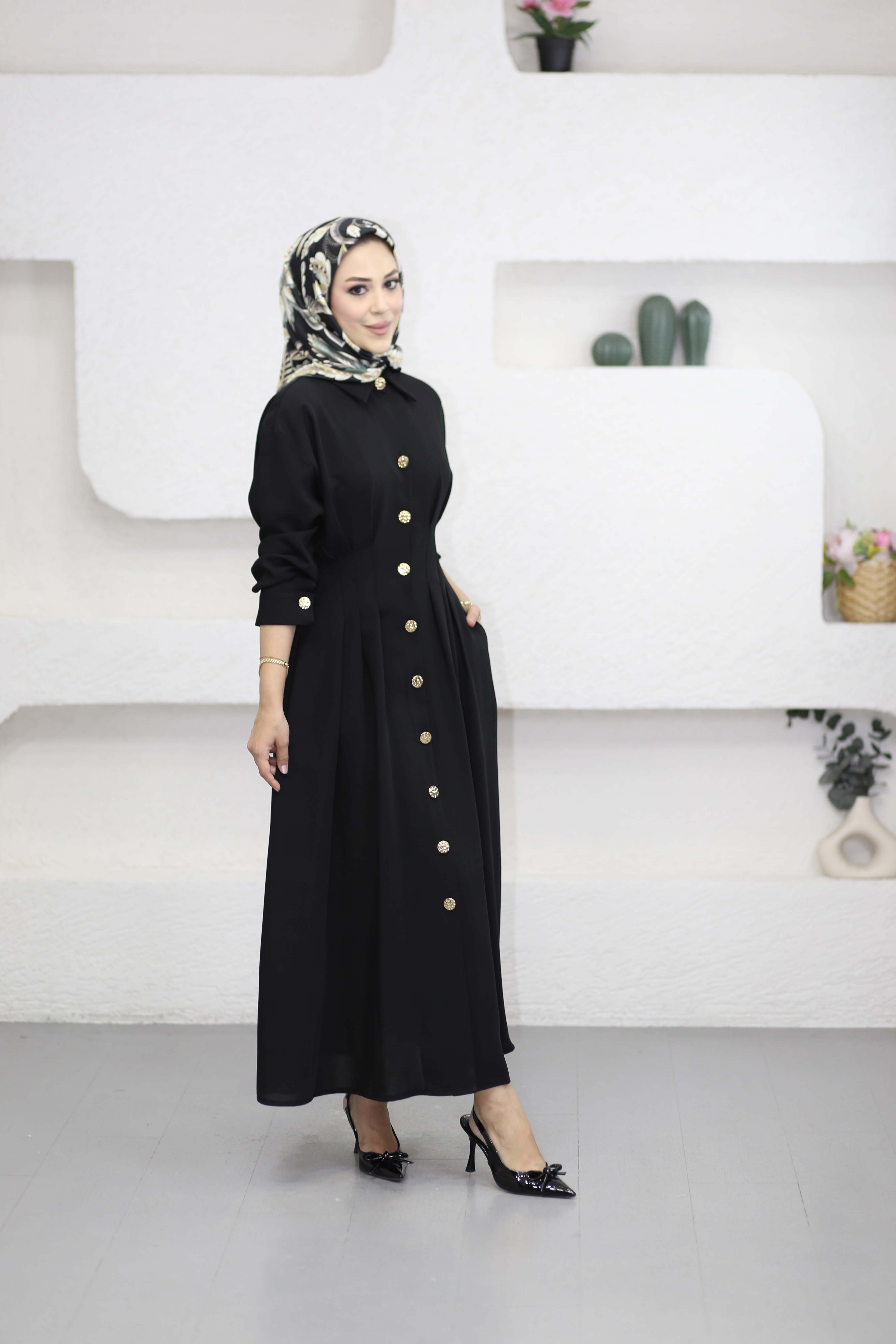 Bel Detaylı Ön Düğmeli Tencel Elbise Siyah 5509