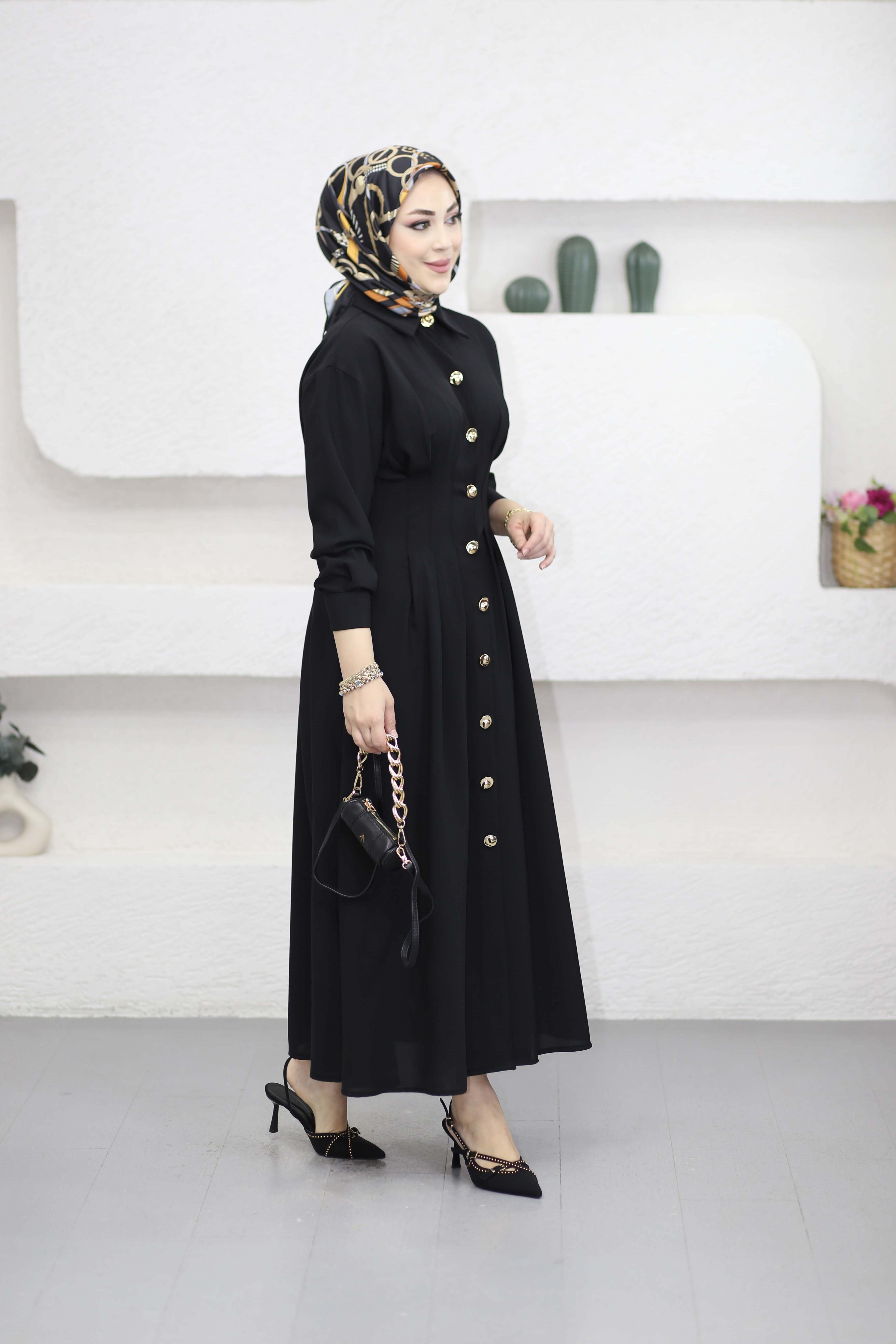 Bel Detaylı Ön Düğmeli Tencel Elbise Siyah 5509