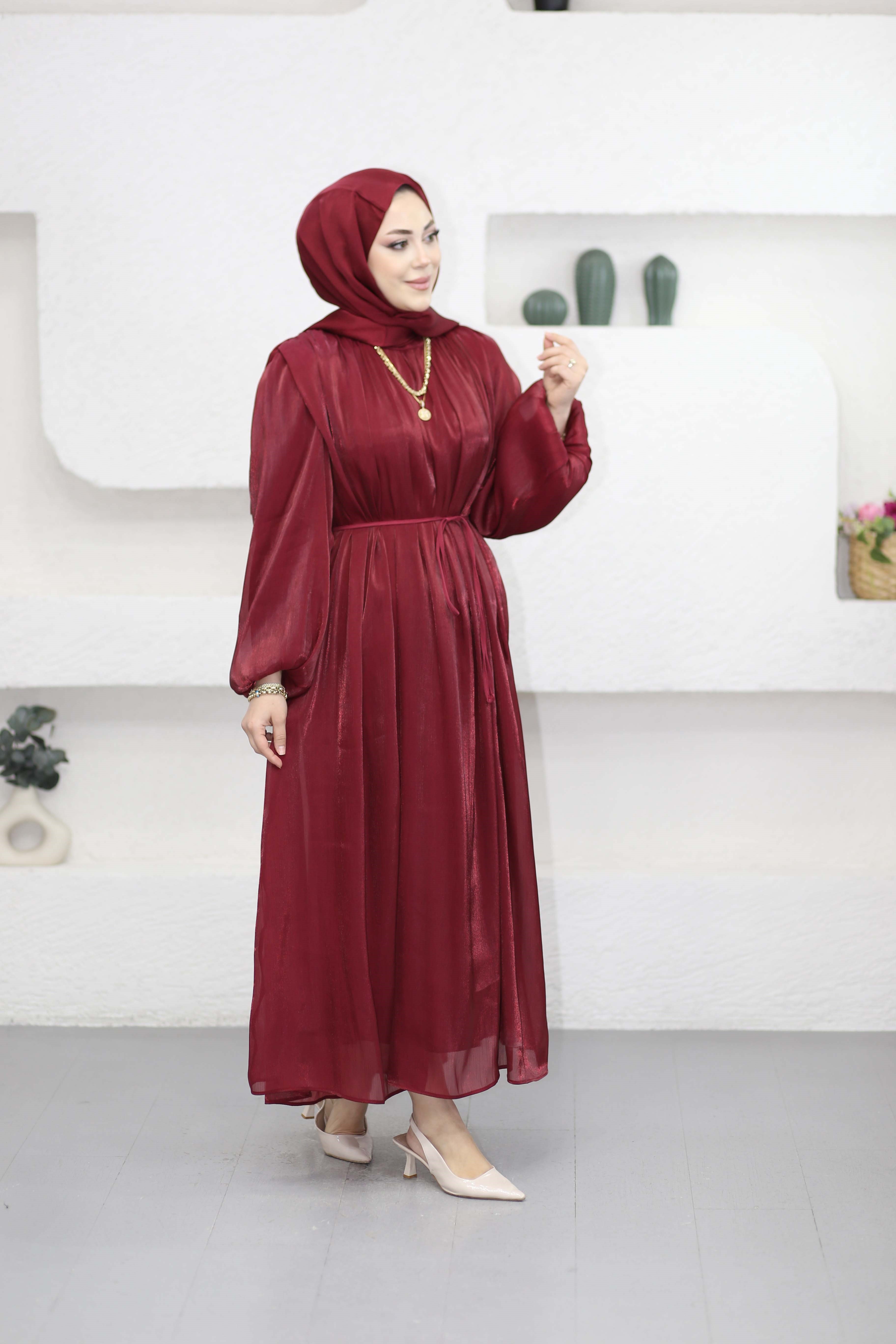 Pile Detaylı Organize Saten Elbise Kırmızı 5512