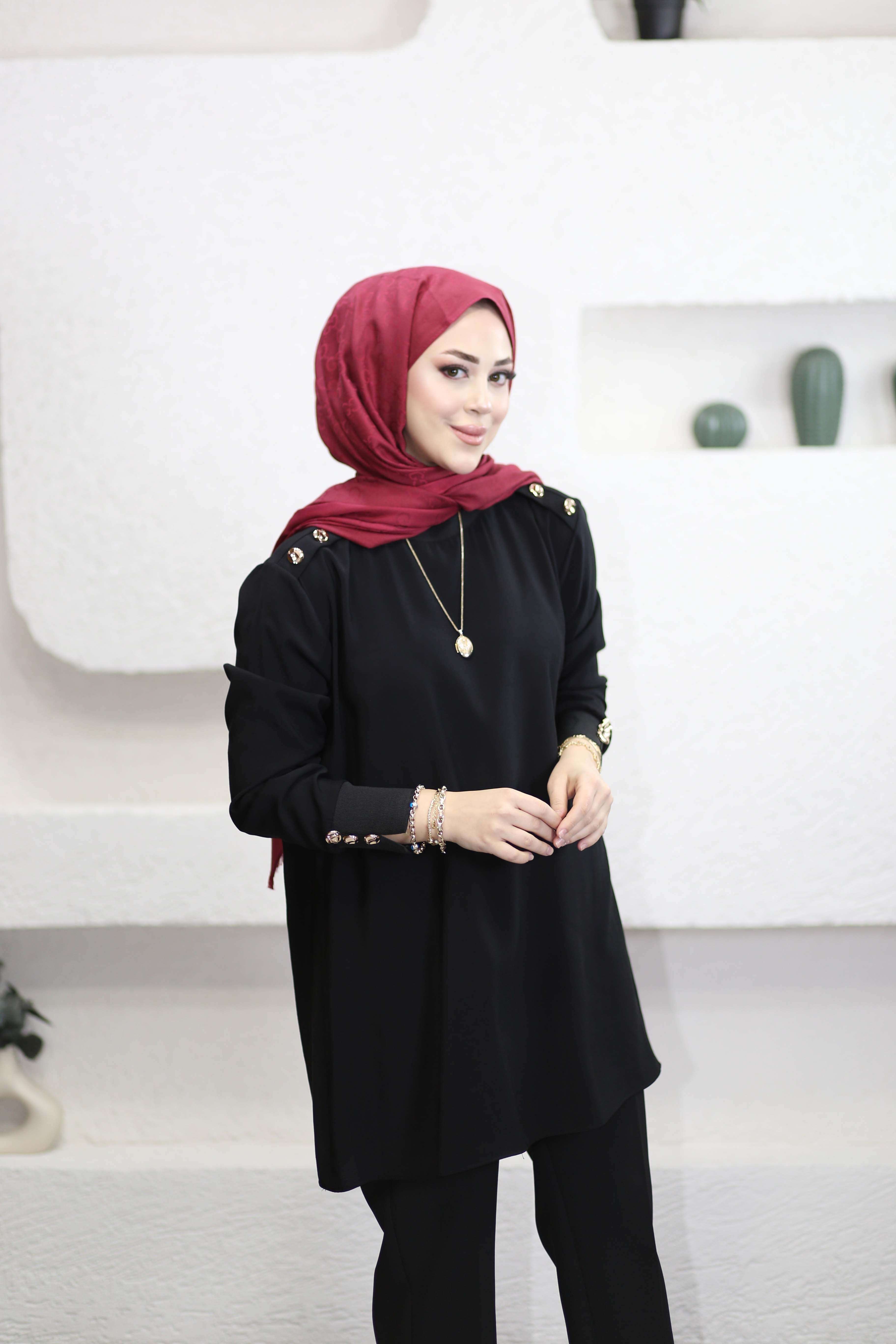 Omuz Aller Detaylı Tunik Siyah 4653