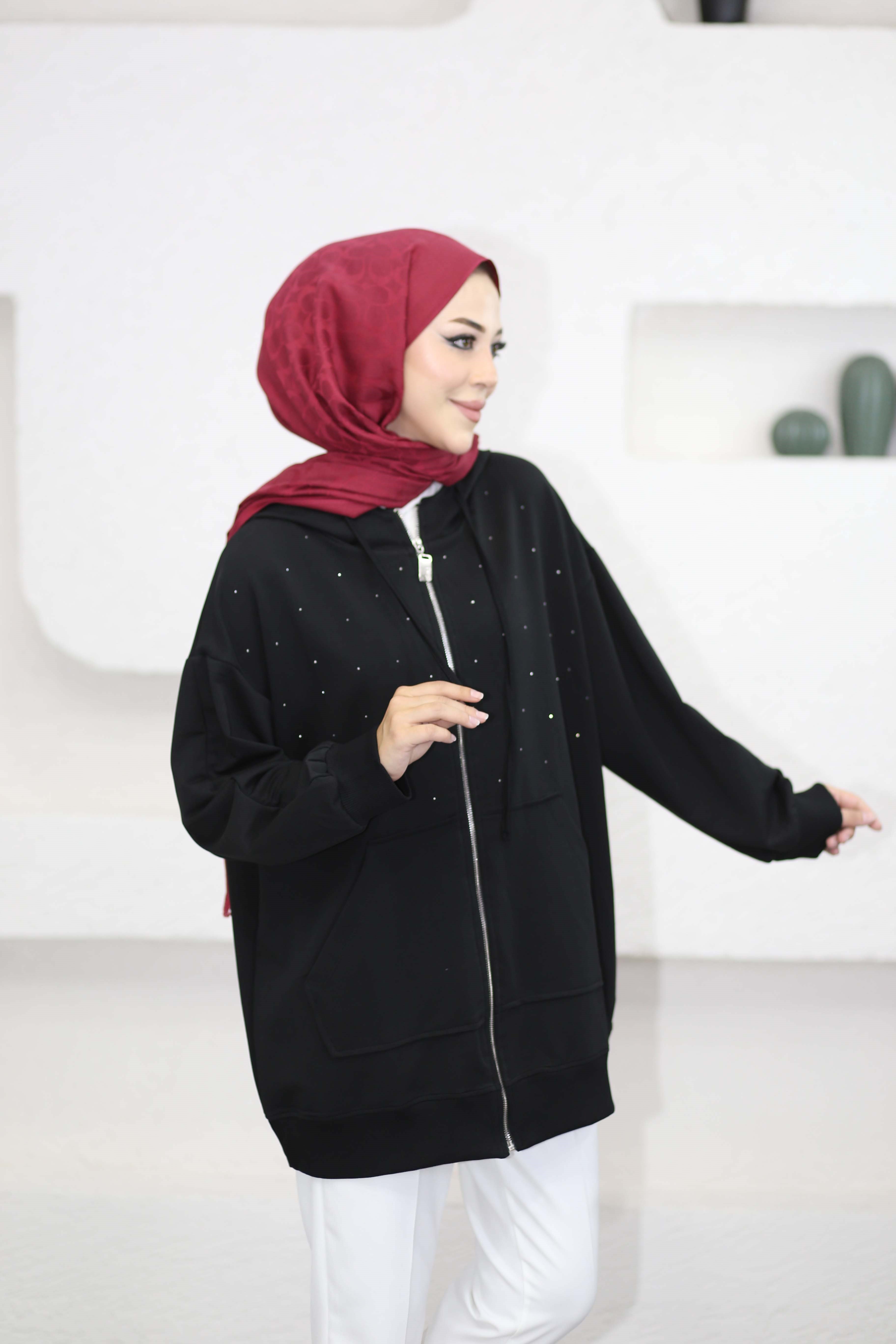 Serpme Taşlı Hırka Siyah 3449