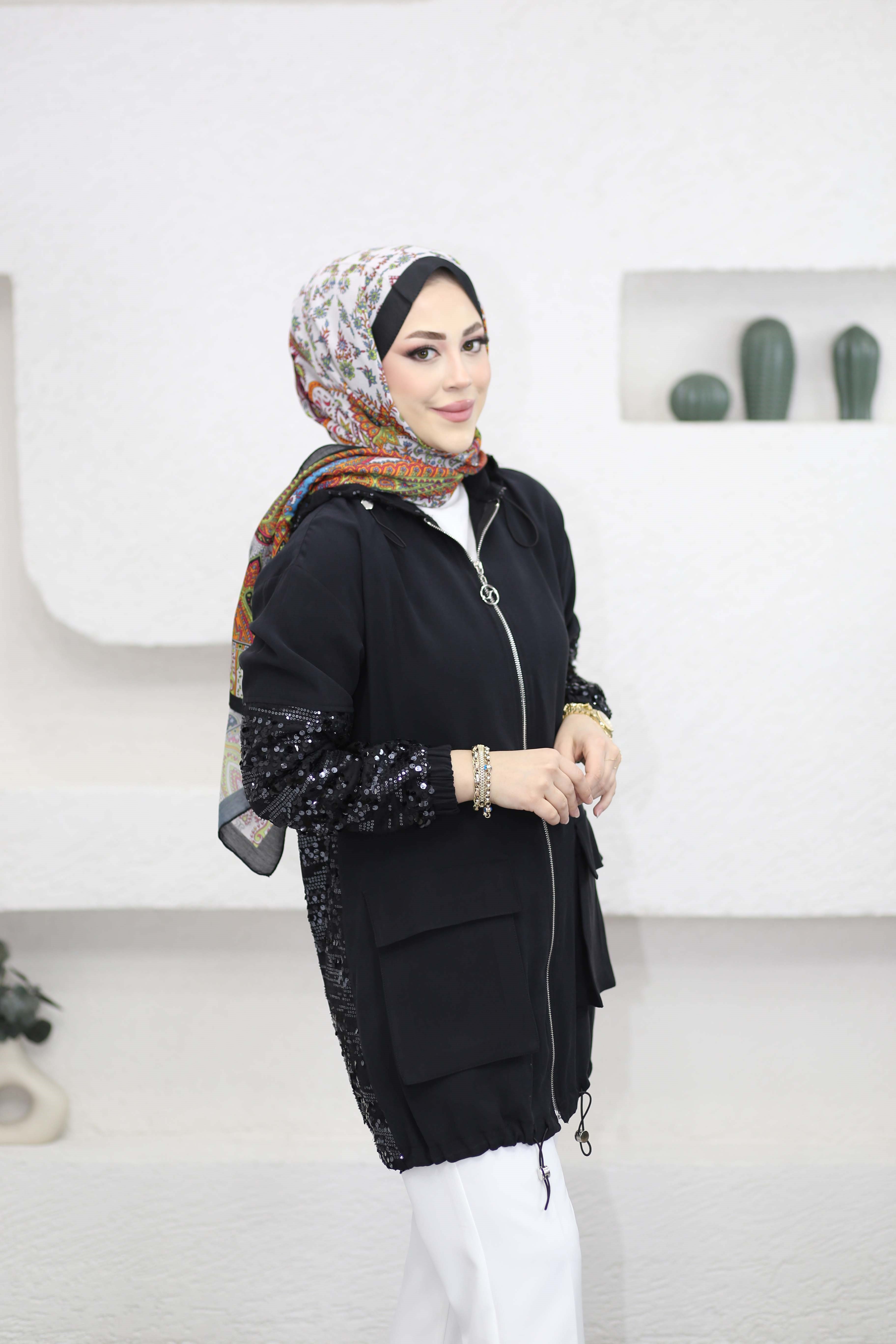 Payet Detaylı Kap Siyah 1532