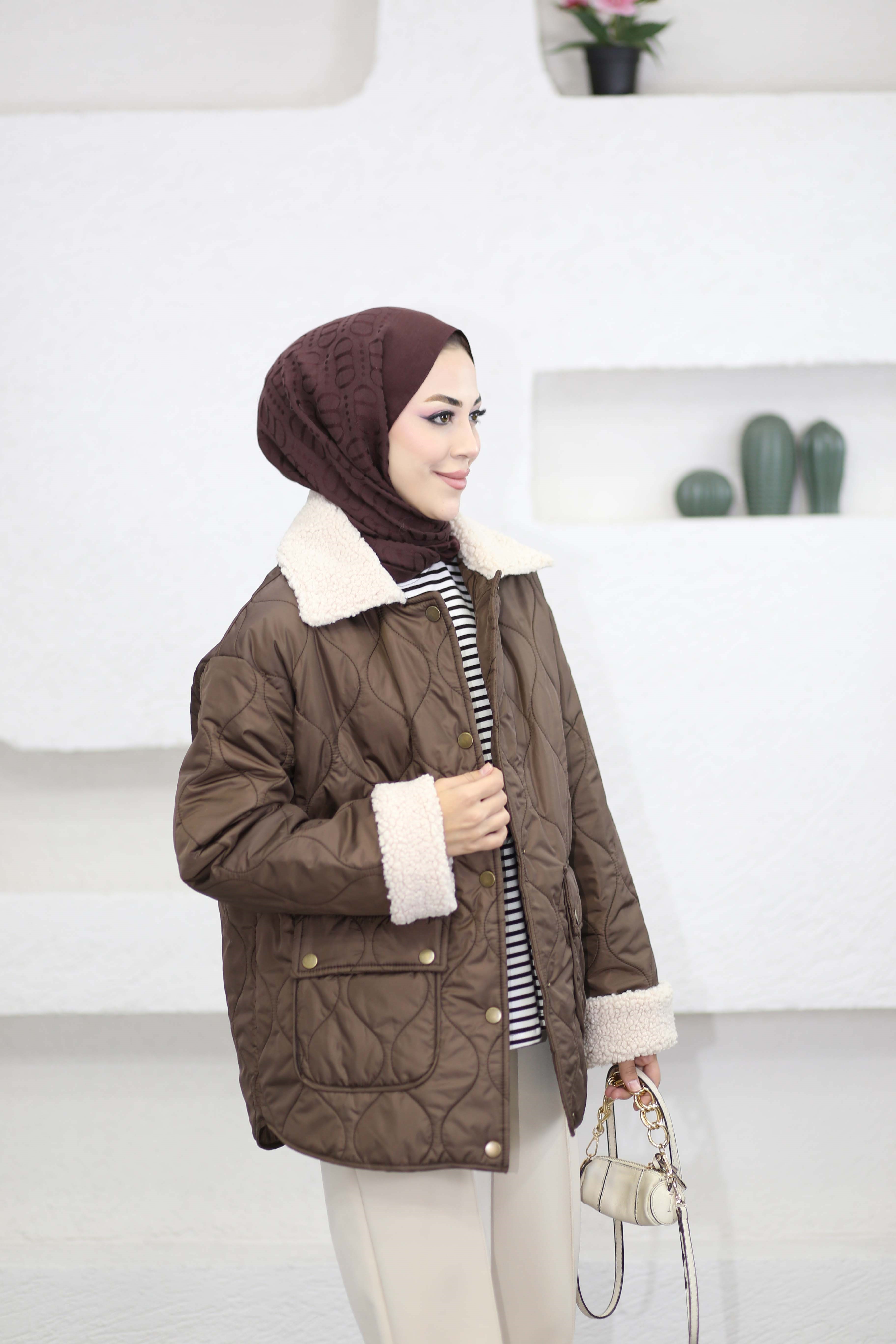 Yakası Kürklü Kapitone Mont Kahverengi 6162