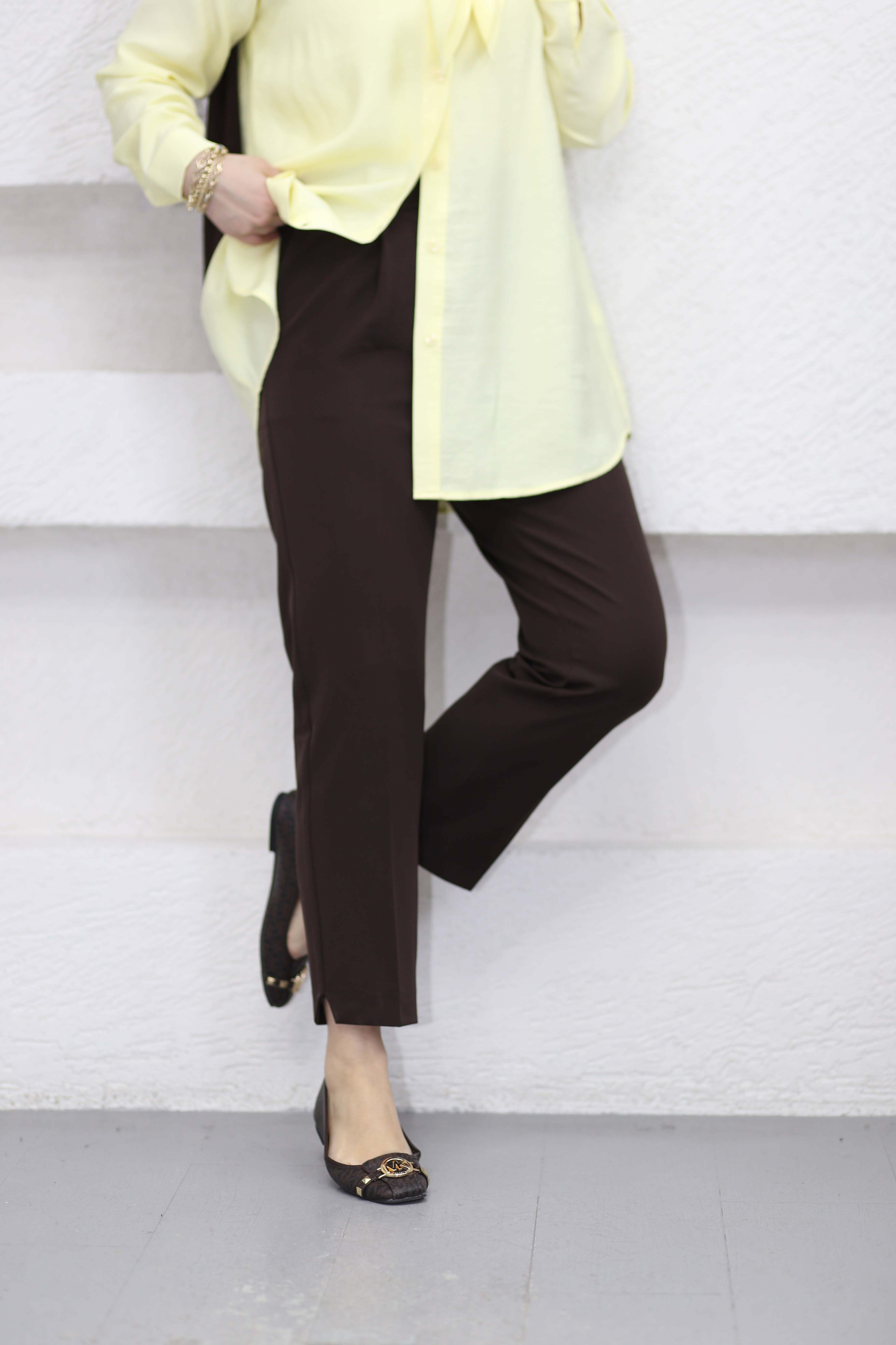 Yırtmaçlı Kalem Pantolon Kahverengi 1591