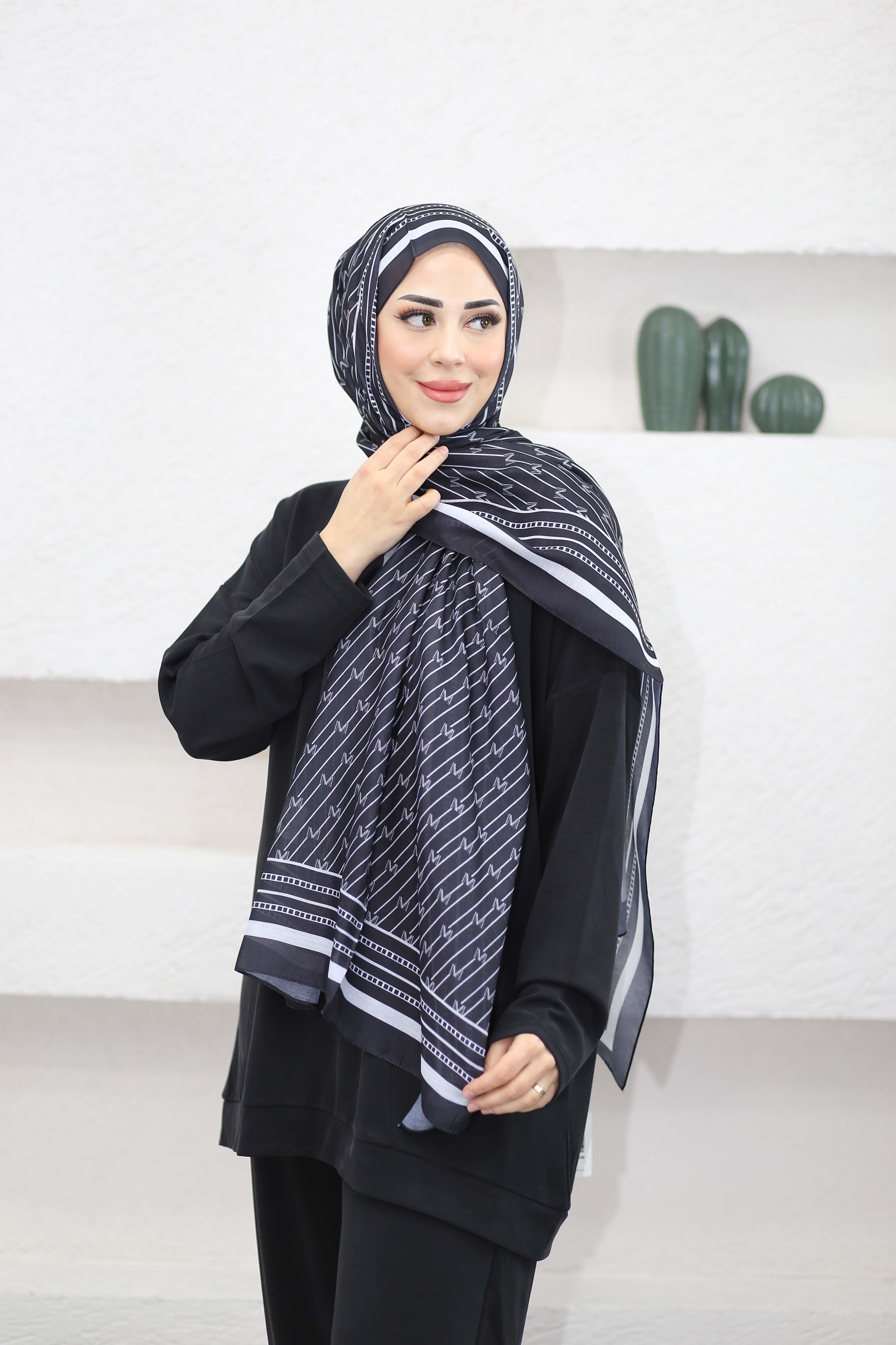 M Logolu Şal Siyah 5000