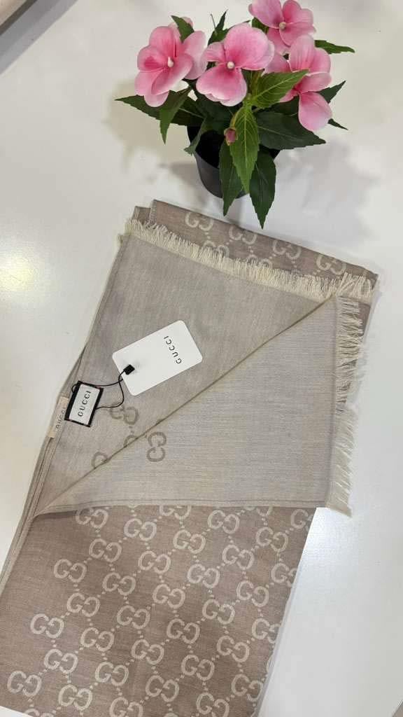 Gucci Şal Bej 1313
