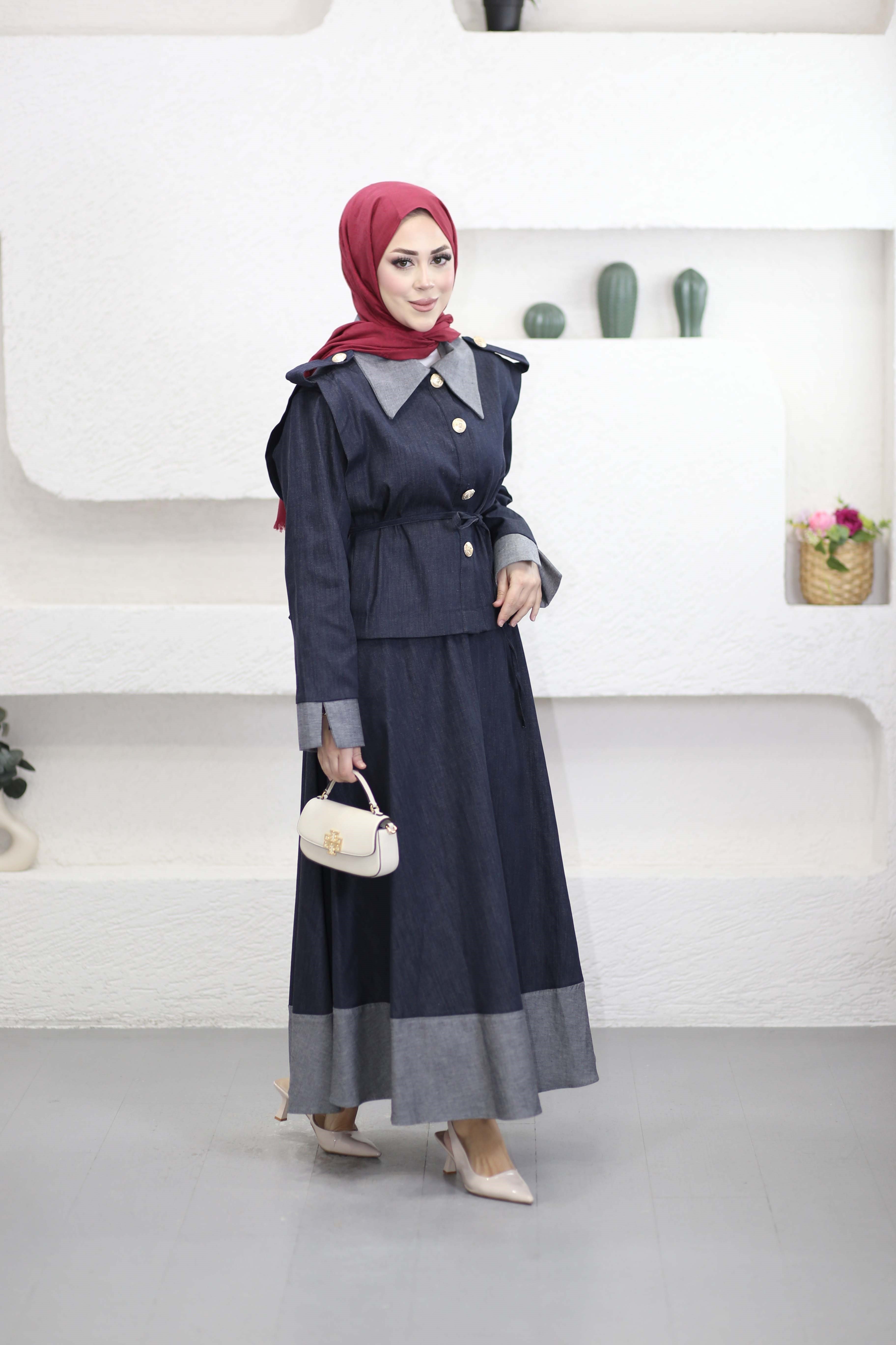 Ters Manşet Detaylı Takım Lacivert 8467