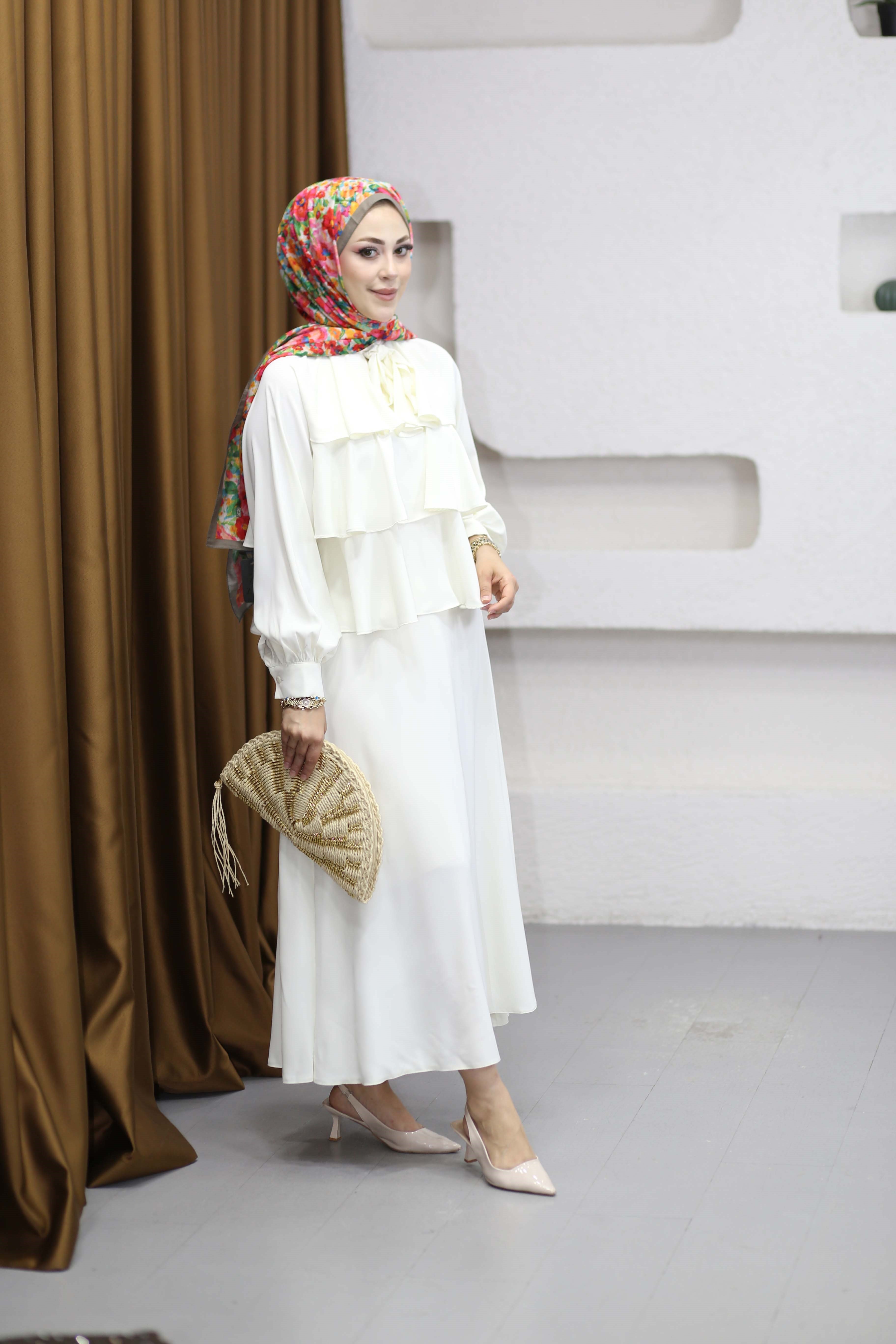 Leyla Takım Ekru 3217