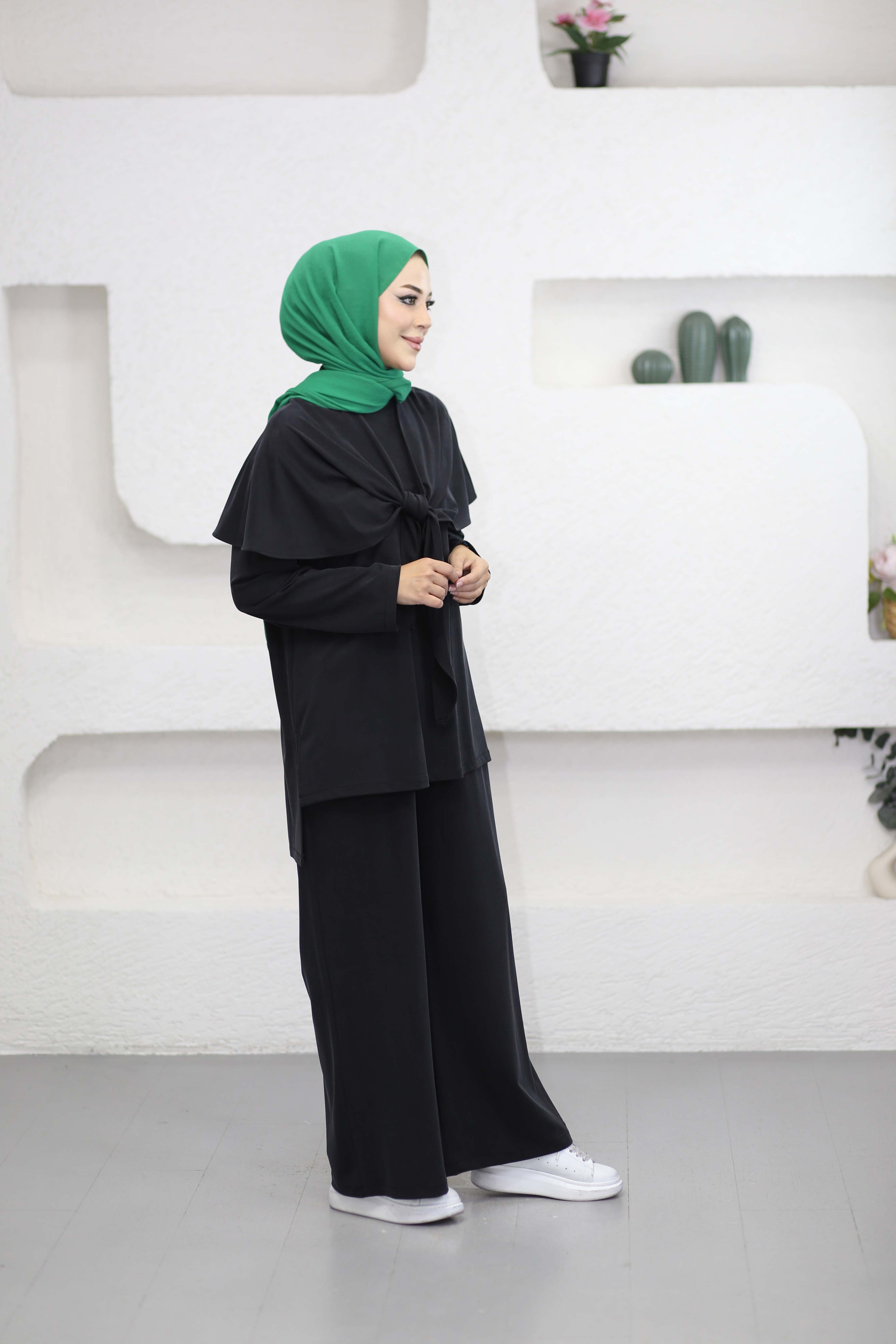 Omuz Atkılı  Takım Siyah 4522