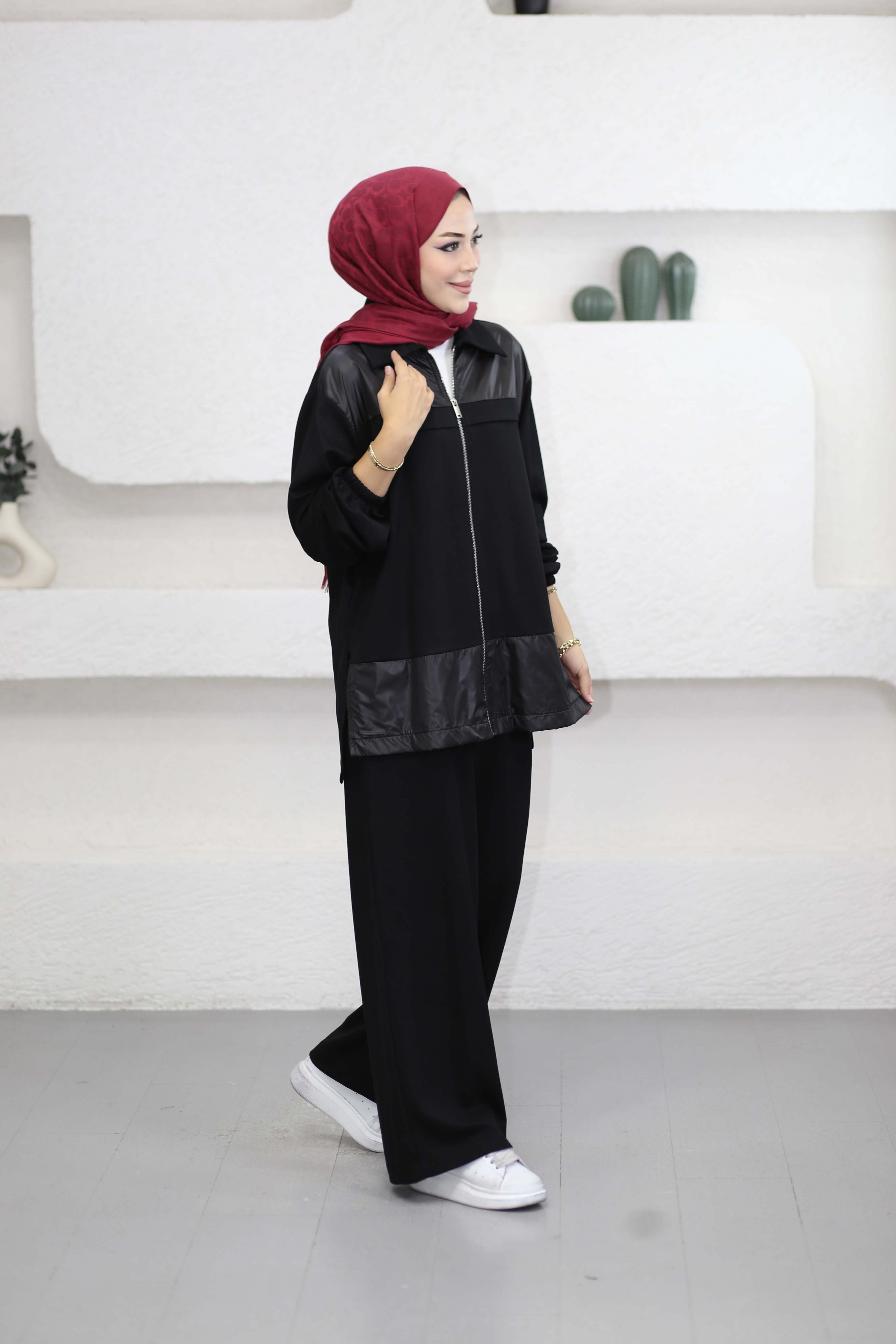 Paraşüt Detaylı Basıc Takım Siyah 22946