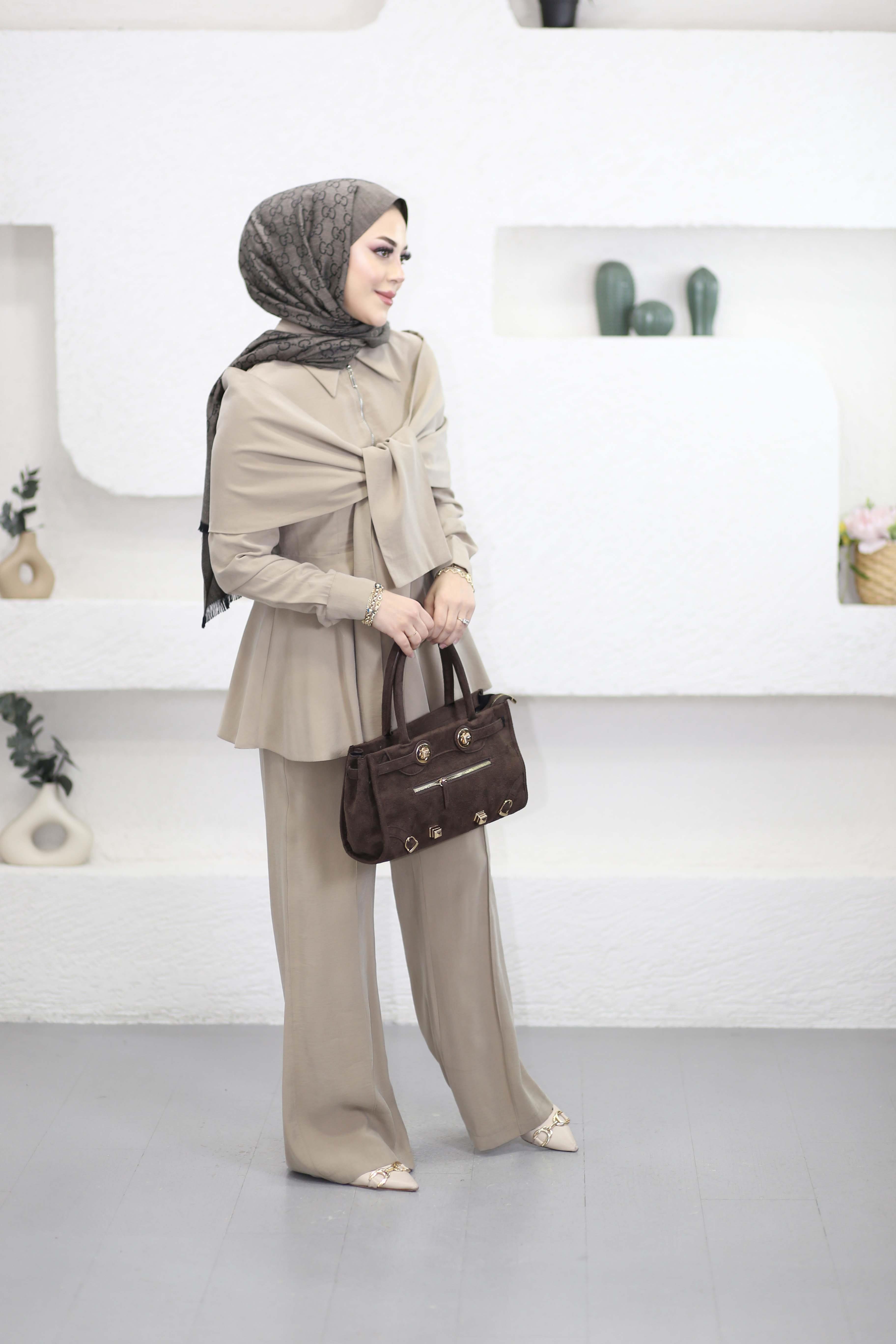 Yakalı Fermuarlı Takım Bej 2364