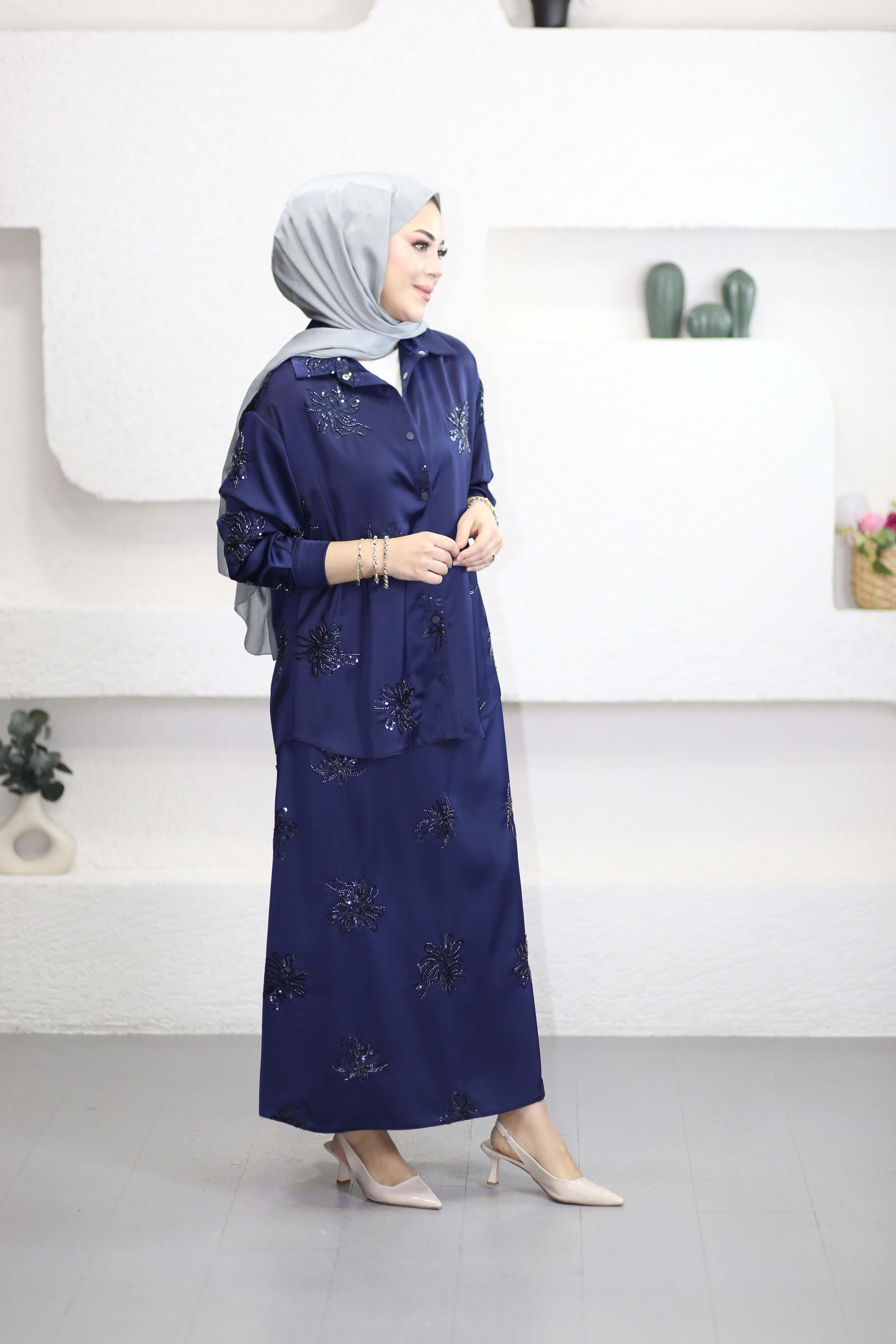 Payetli Saten Etekli Takım Lacivert 1475