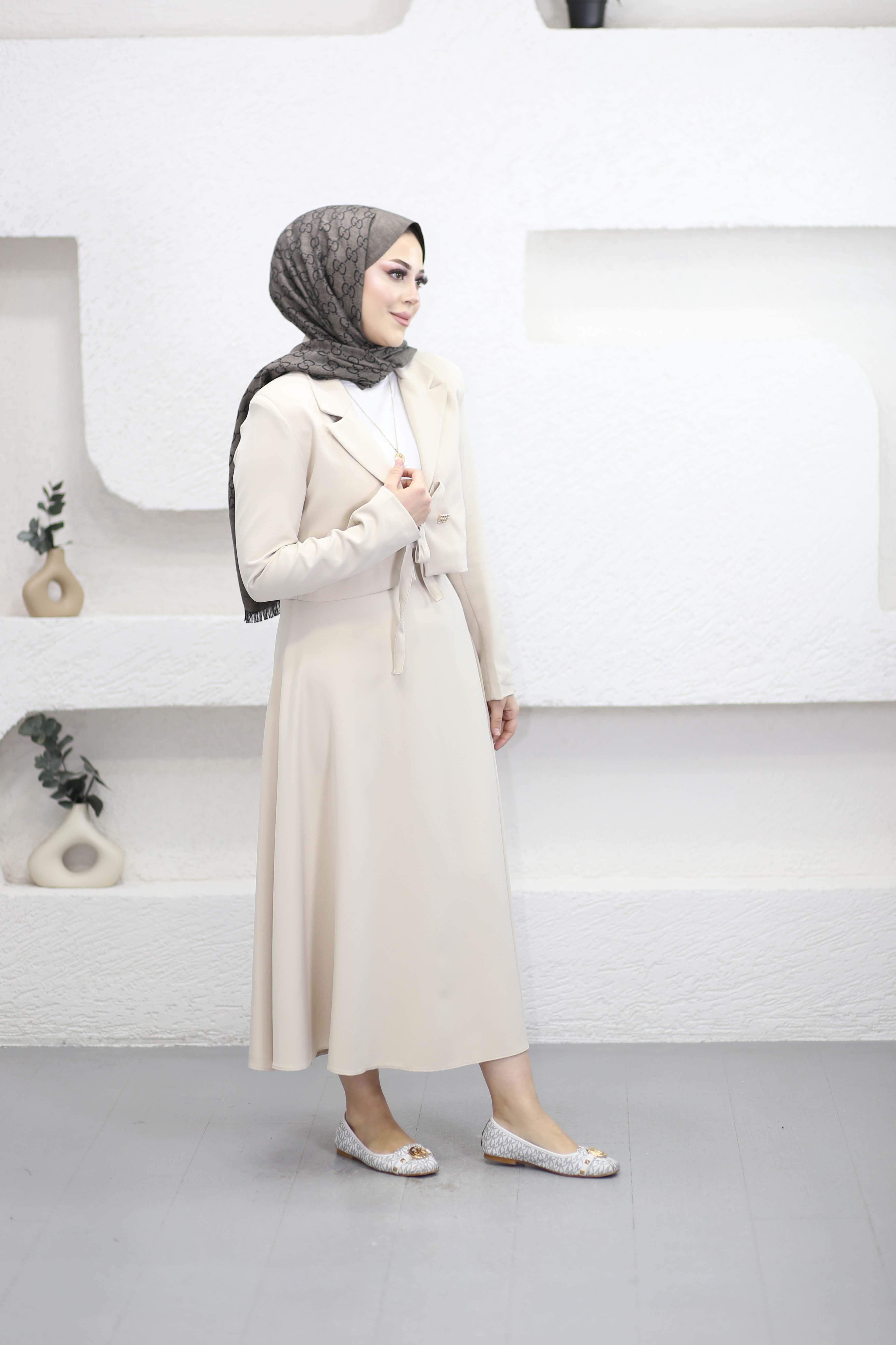 Fiyonk Ceketli Takım Bej 5835