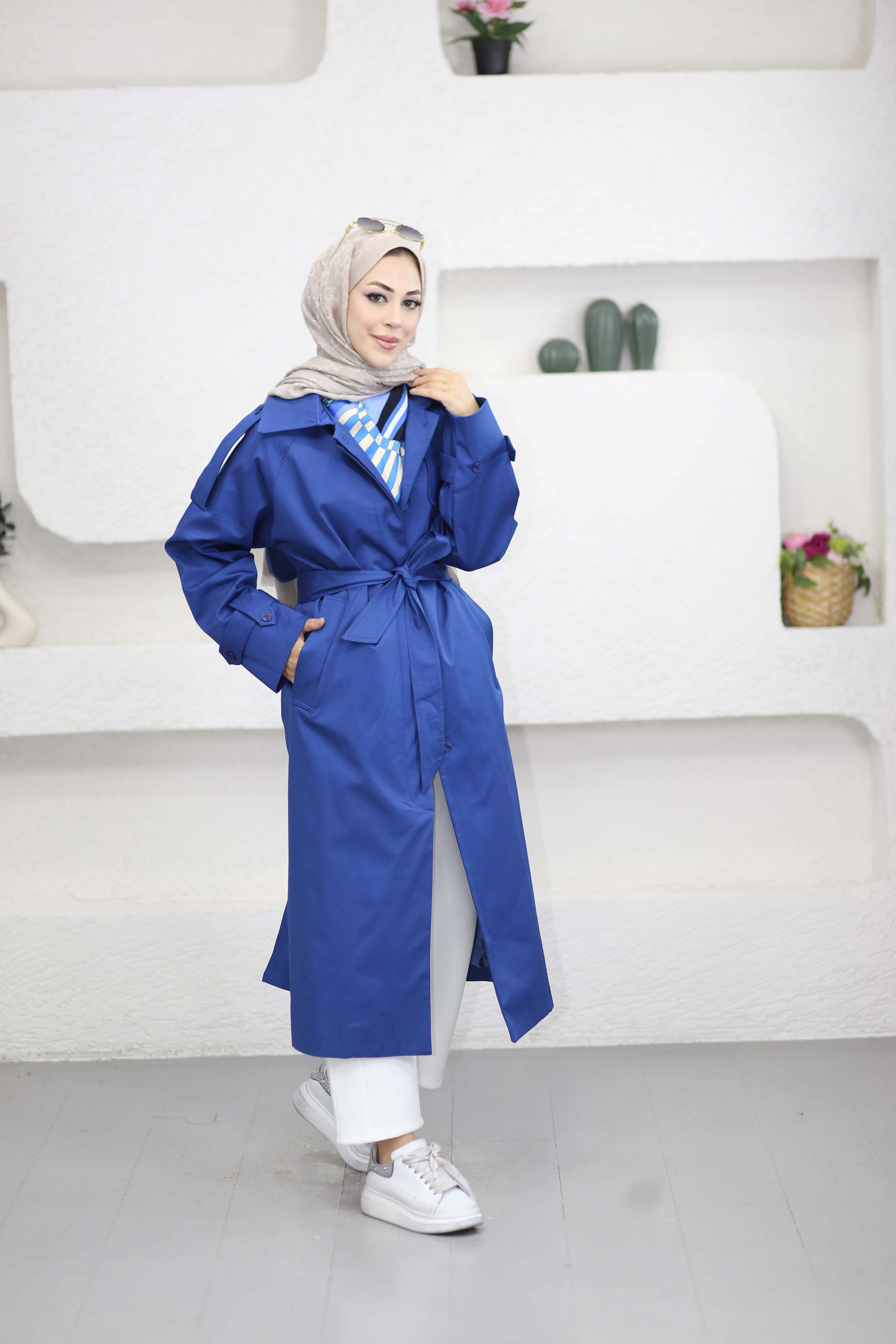 Apolet Ve Kemer Detaylı Trençkot Saks 8755