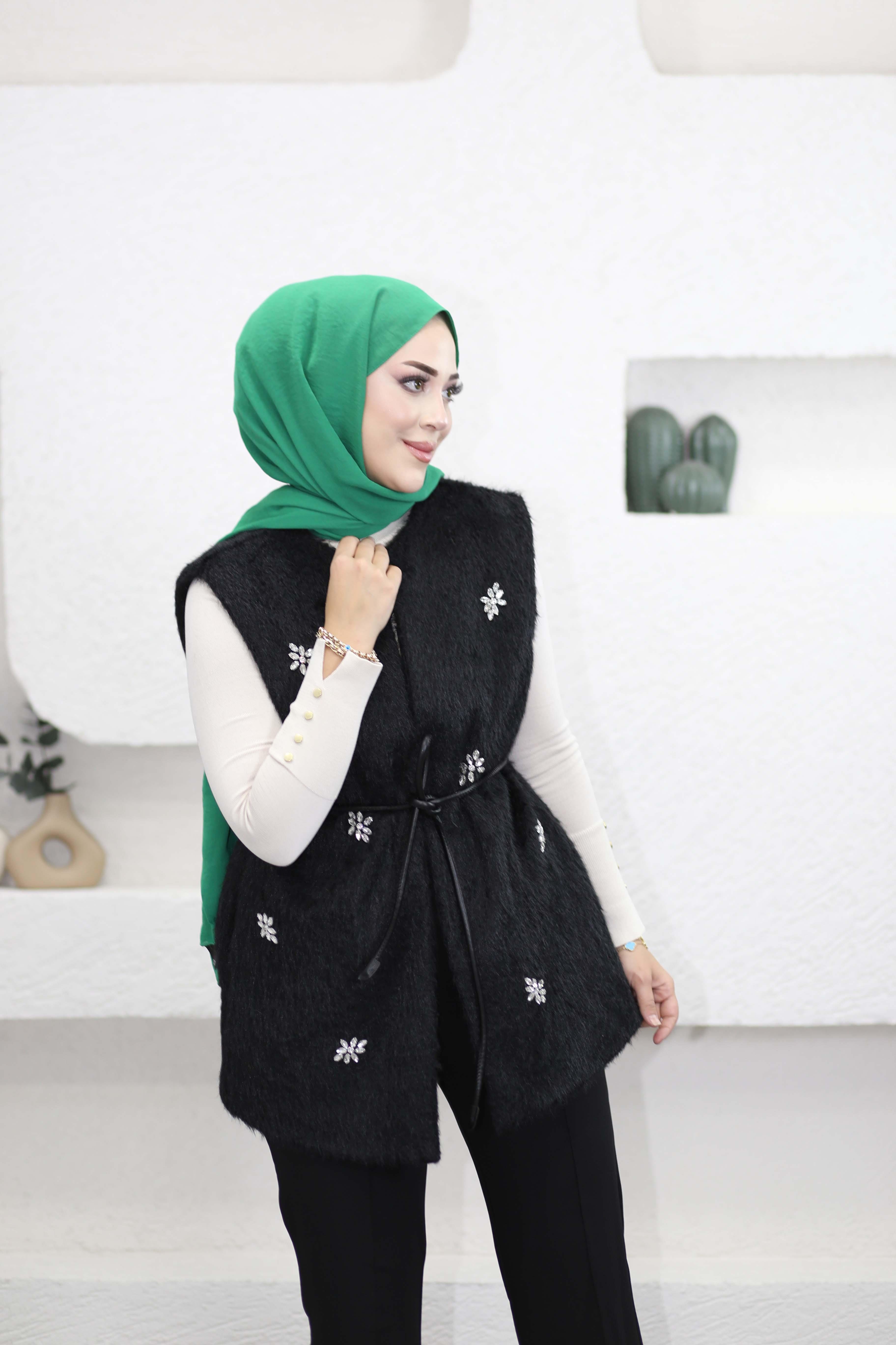 Çiçek Taşlı Yelek Siyah 51235