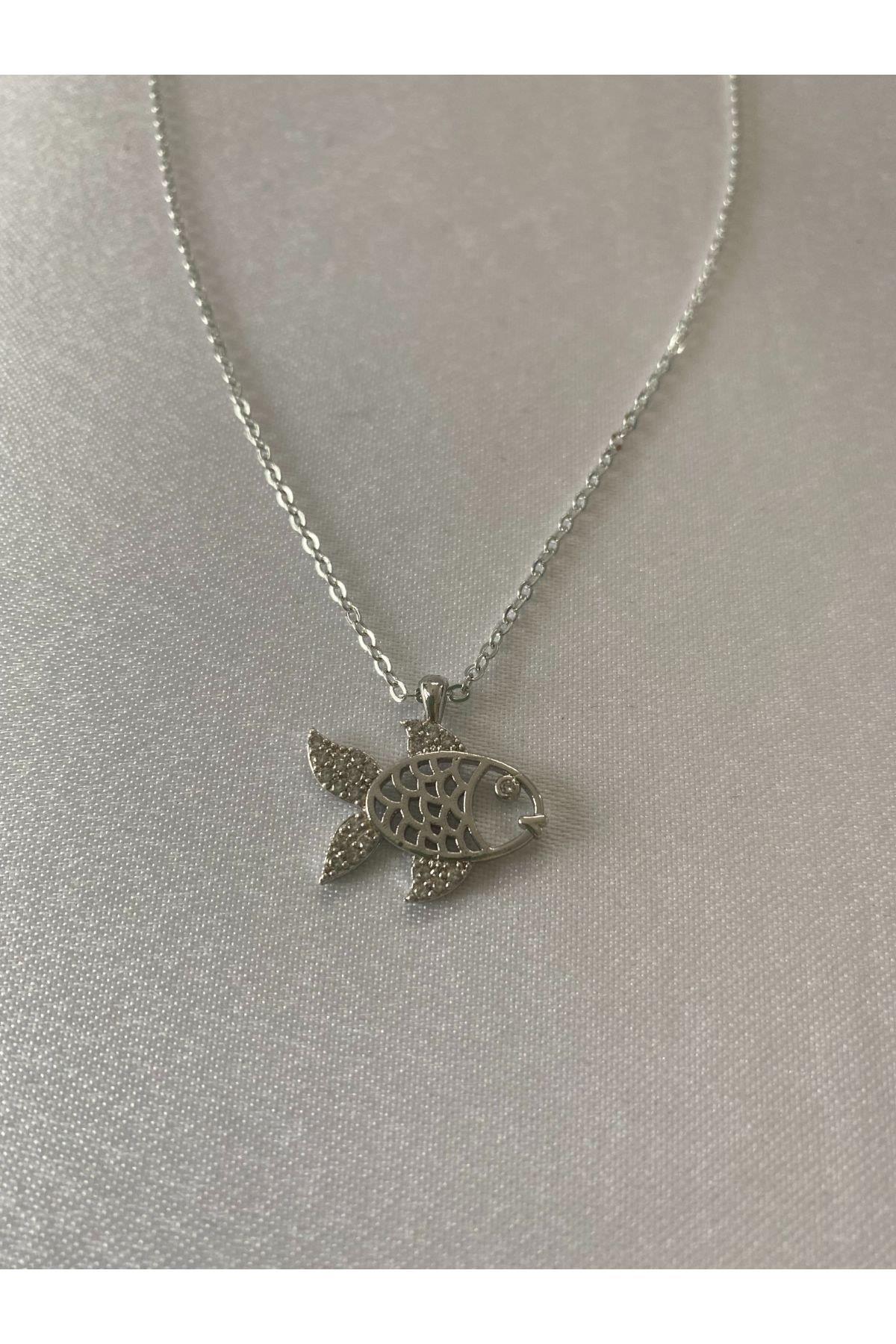 Balık Figürlü Kolye Gümüş Renk