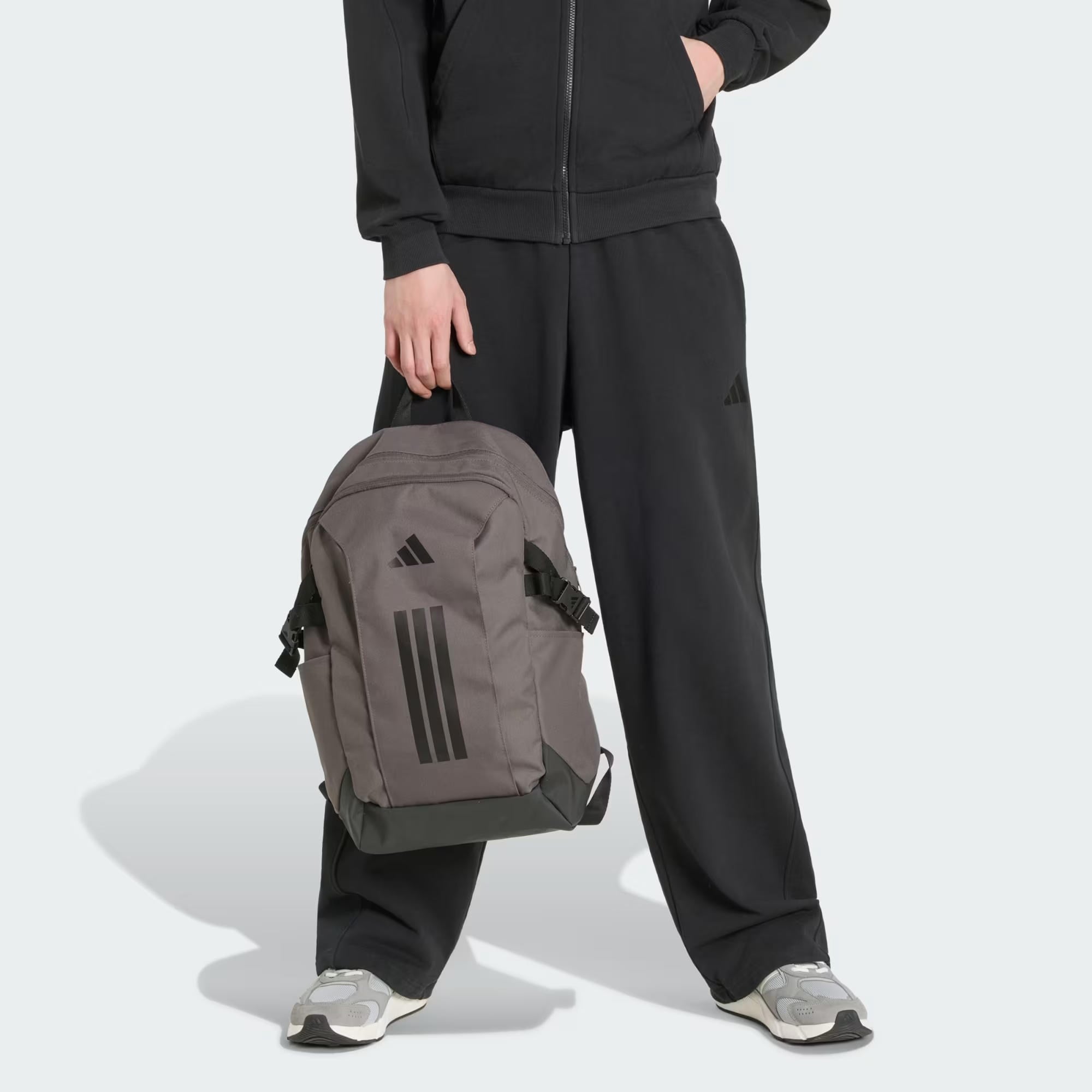 APWR VIII - ADIDAS SIYAH