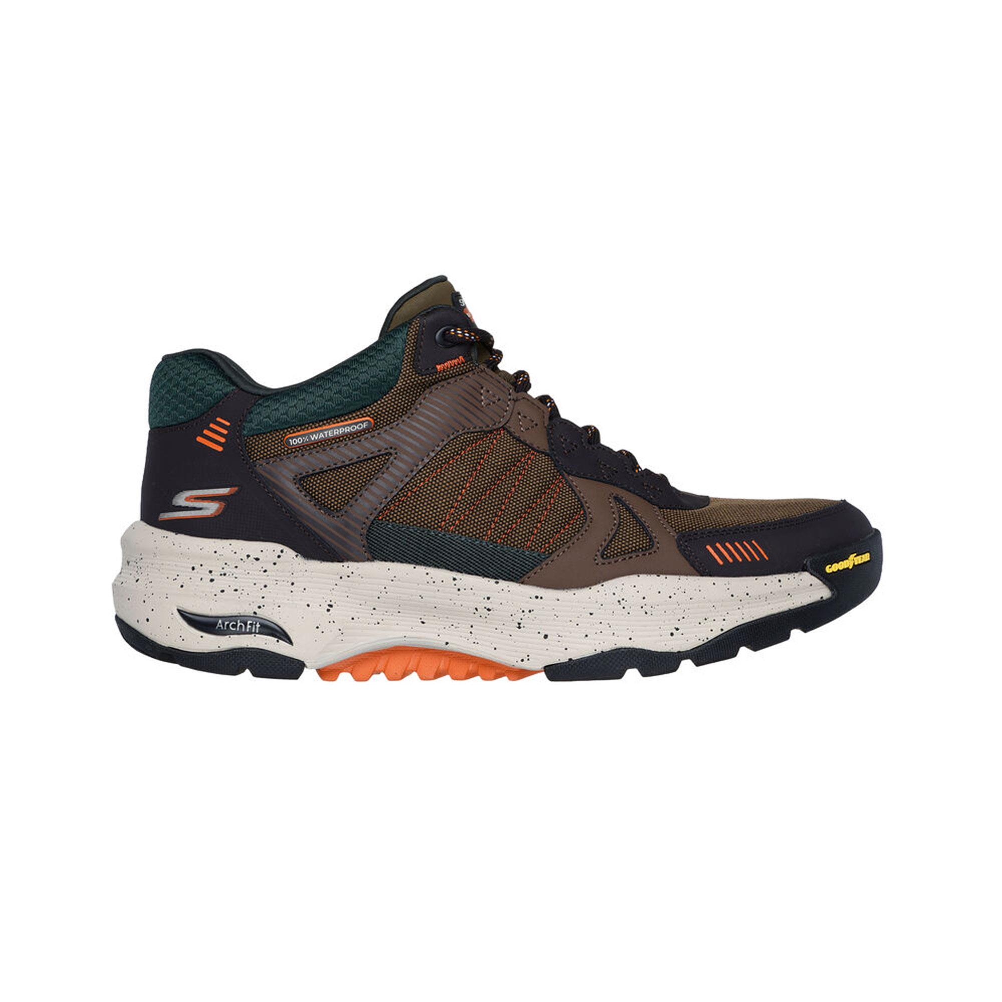 GO WALK ARCH FIT OUTDOOR - OLV