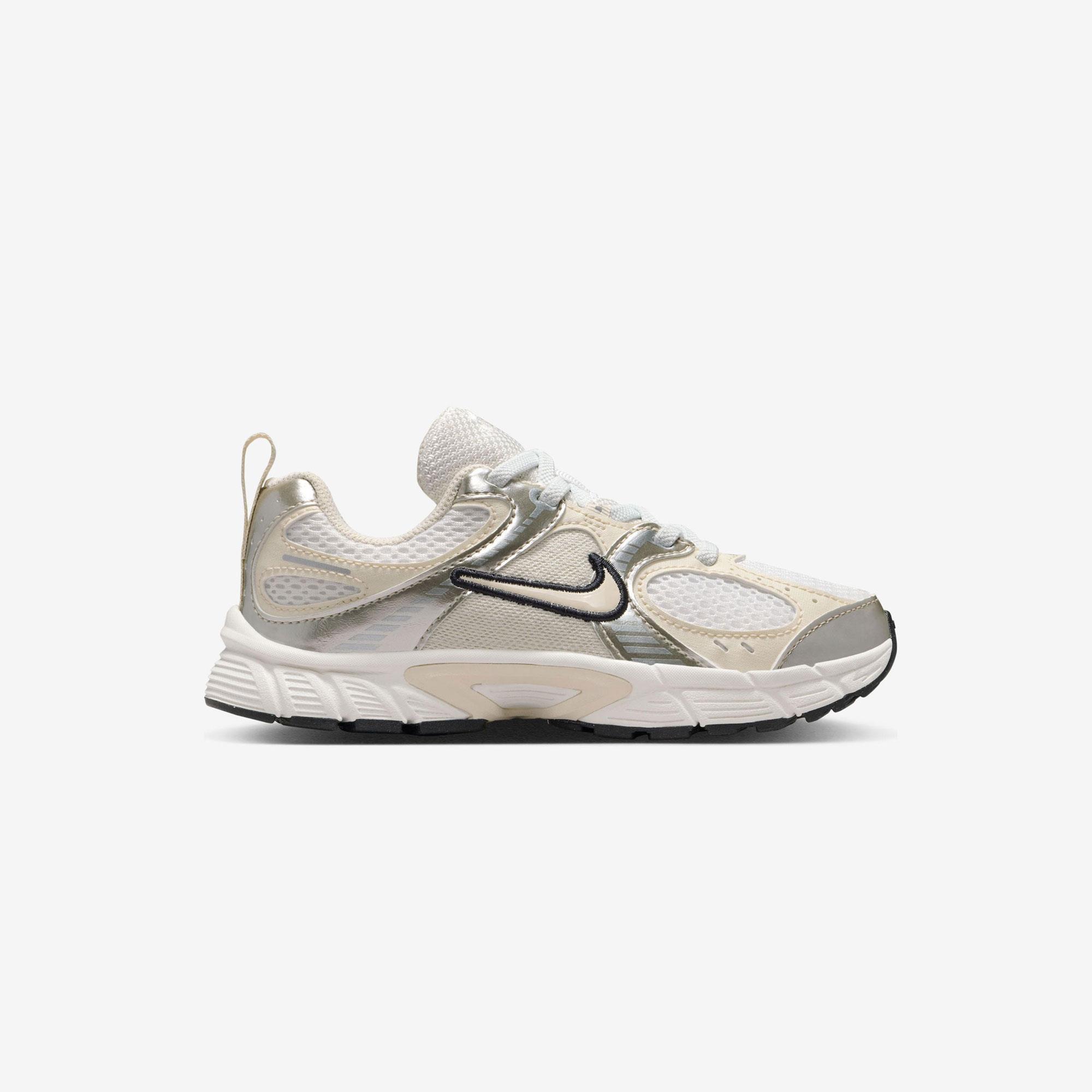 NIKE V5 RNR (PS) - SİYAH(MAT)