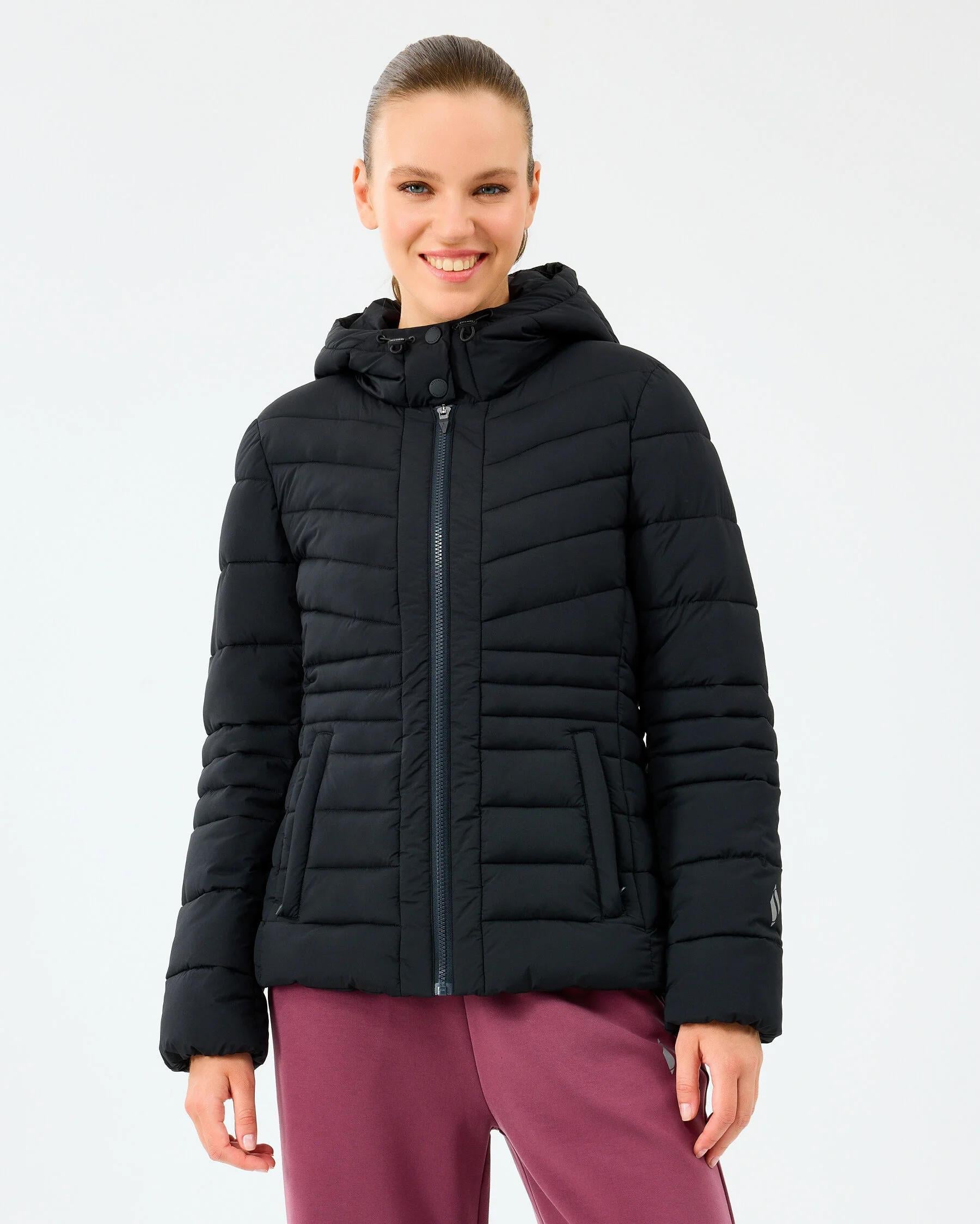 W Fitted Hoodie Puffer Jacket - 3817