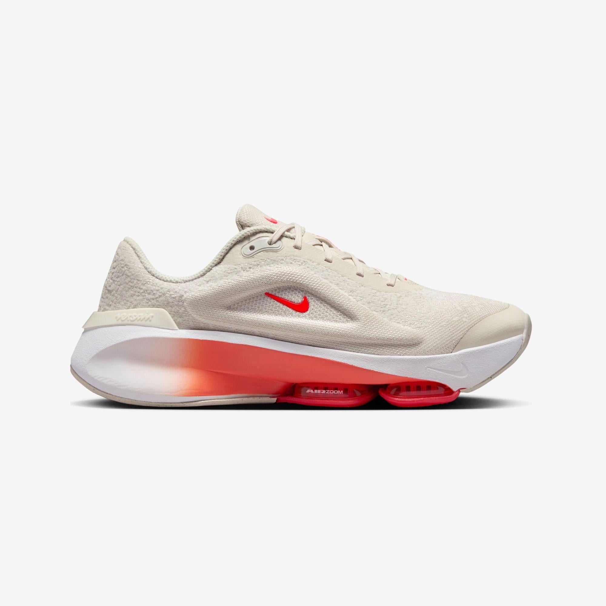 W NIKE VERSAIR - SİYAH(MAT)