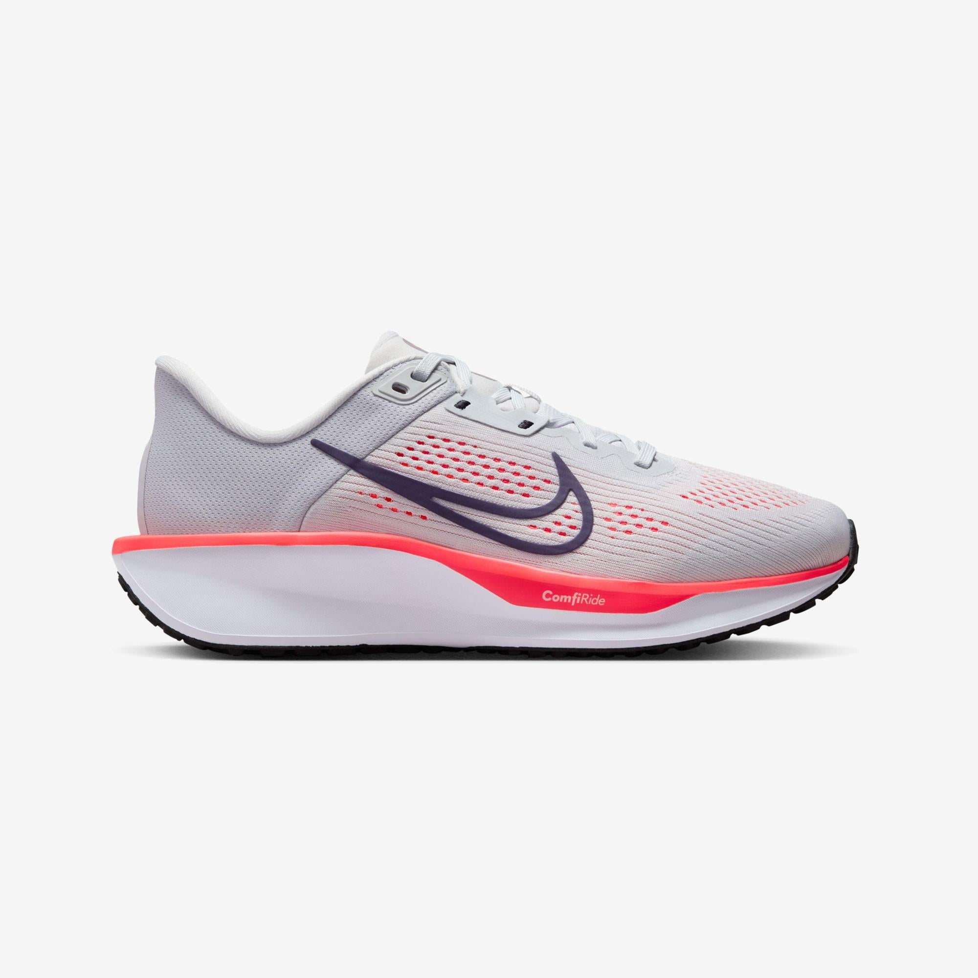 WMNS NIKE QUEST 6 - FÜME