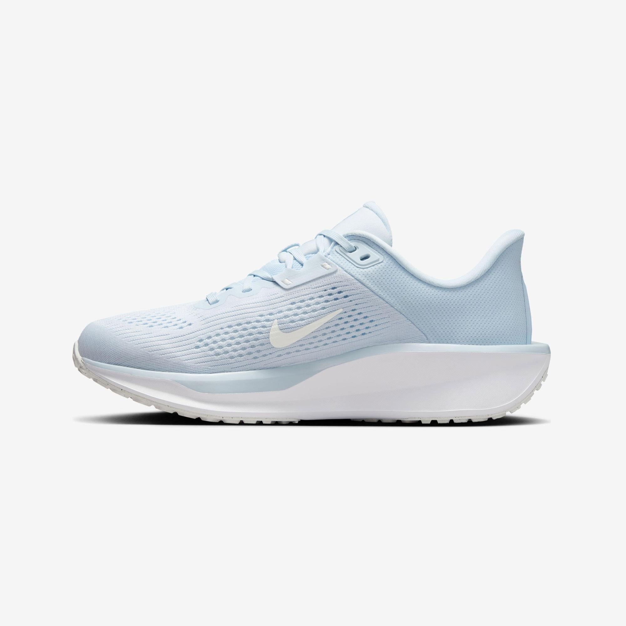 WMNS NIKE QUEST 6 - SİYAH/KIZIL