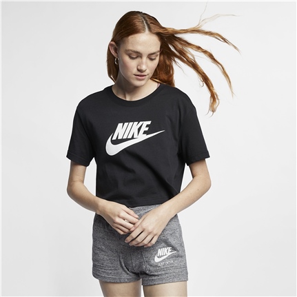 Nike Sportswear Essential Women's Cropped Kadın Tişört