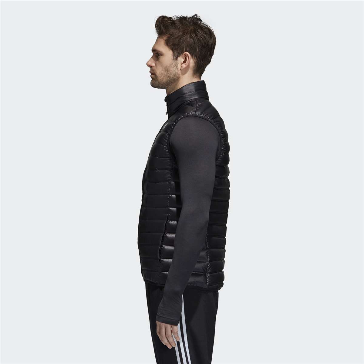 Мужская куртка fd. Adidas 1588.