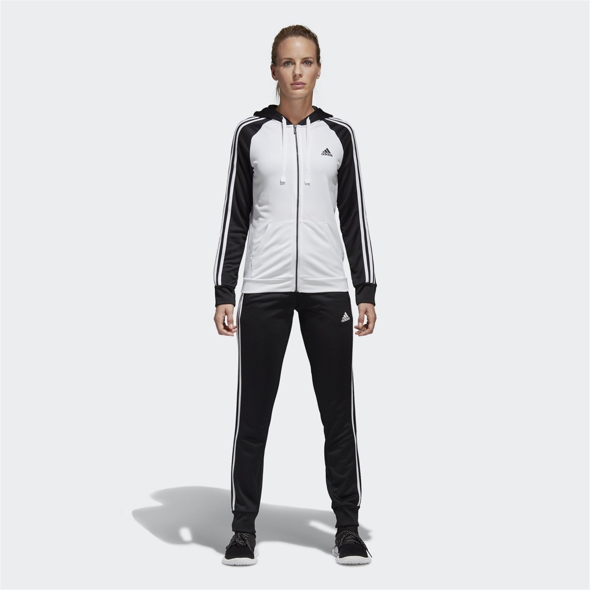 adidas Re-Focus Ts Kadın Eşofman Takımı Ürün kodu: CD6383 | Etichet Sport