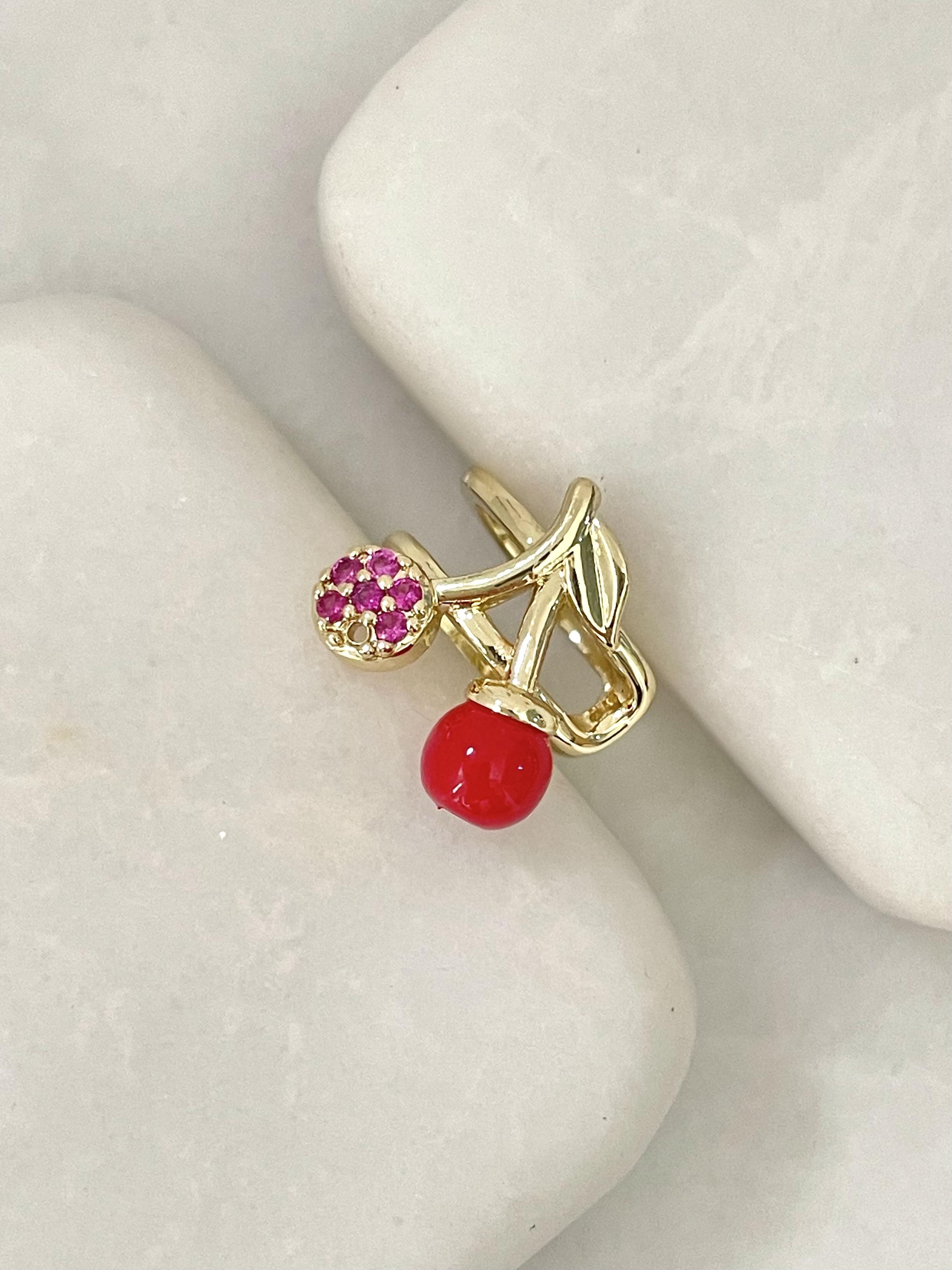 Altın Kaplama Gömme Taşlı Kiraz Kıkırdak Küpe Gold