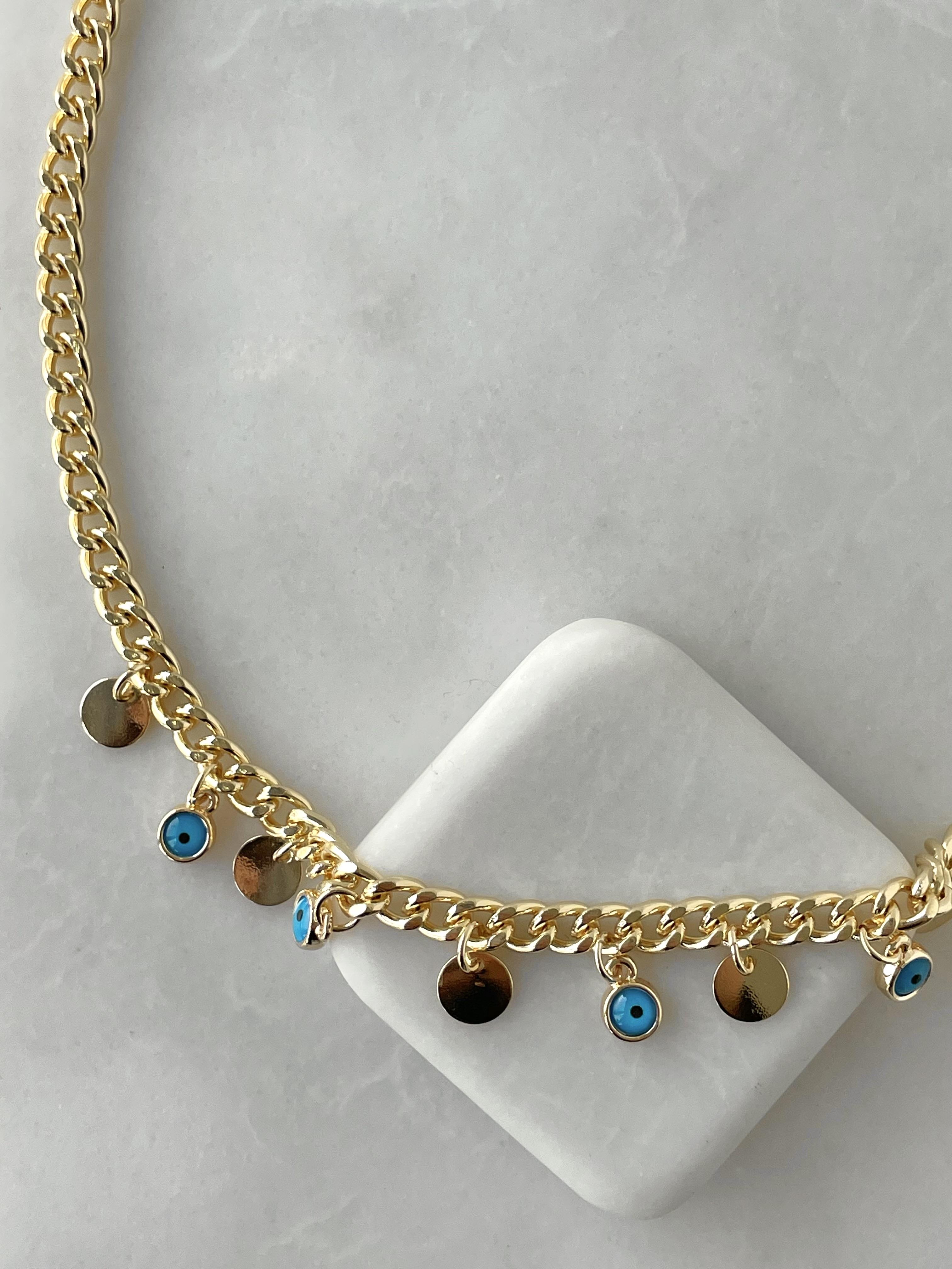 Nazar ve Pul Sallantılı Kolye