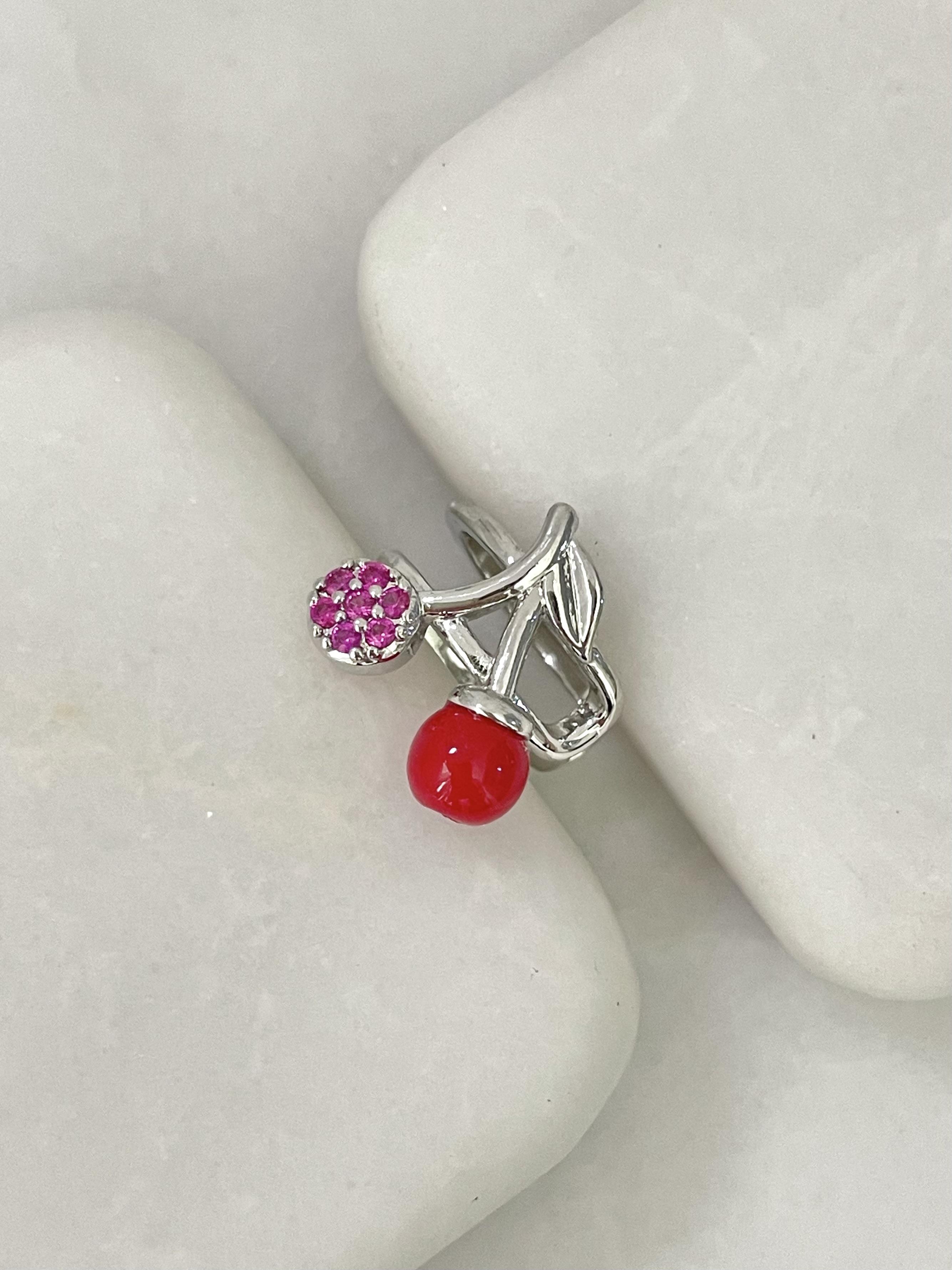 Altın Kaplama Gömme Taşlı Kiraz Kıkırdak Küpe Gümüş