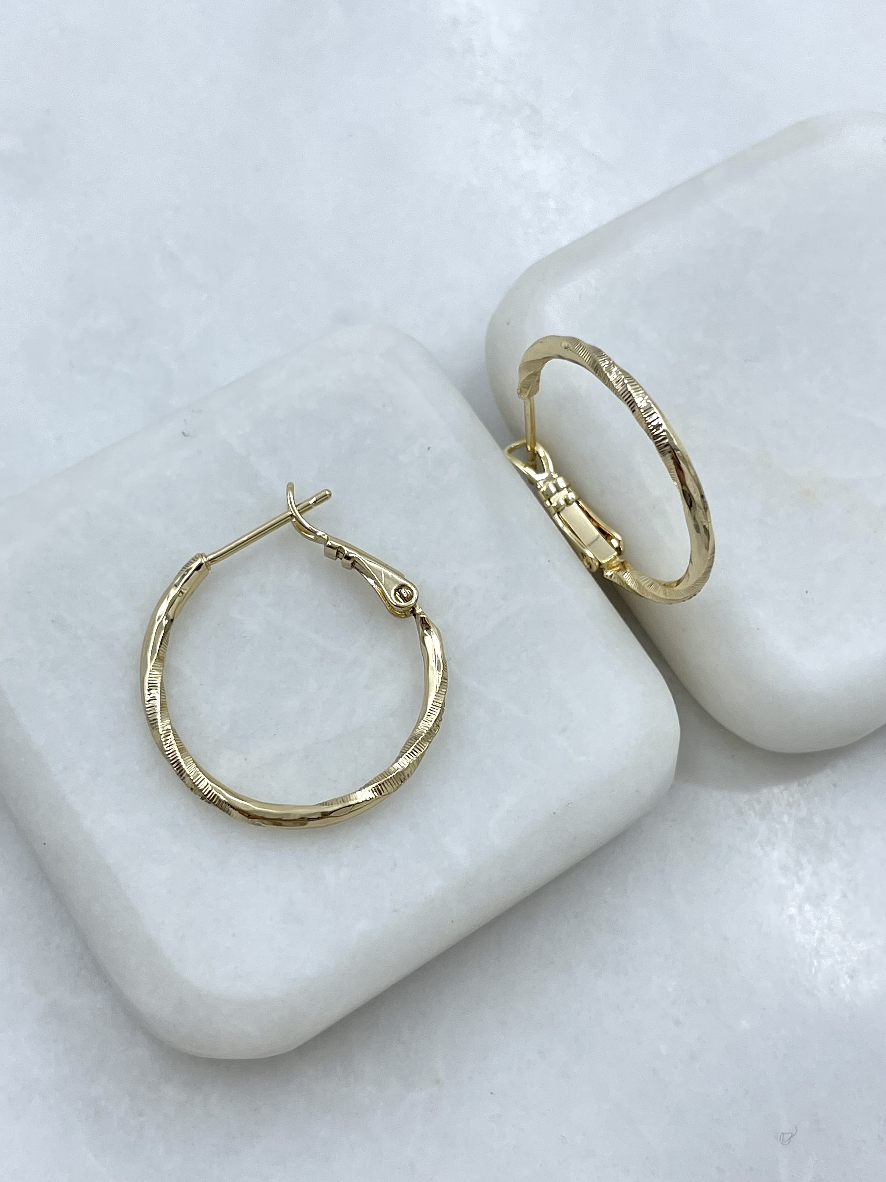 Özel Seri Lazer Kesim Burgu Halka Küpe 2.5 cm Gold