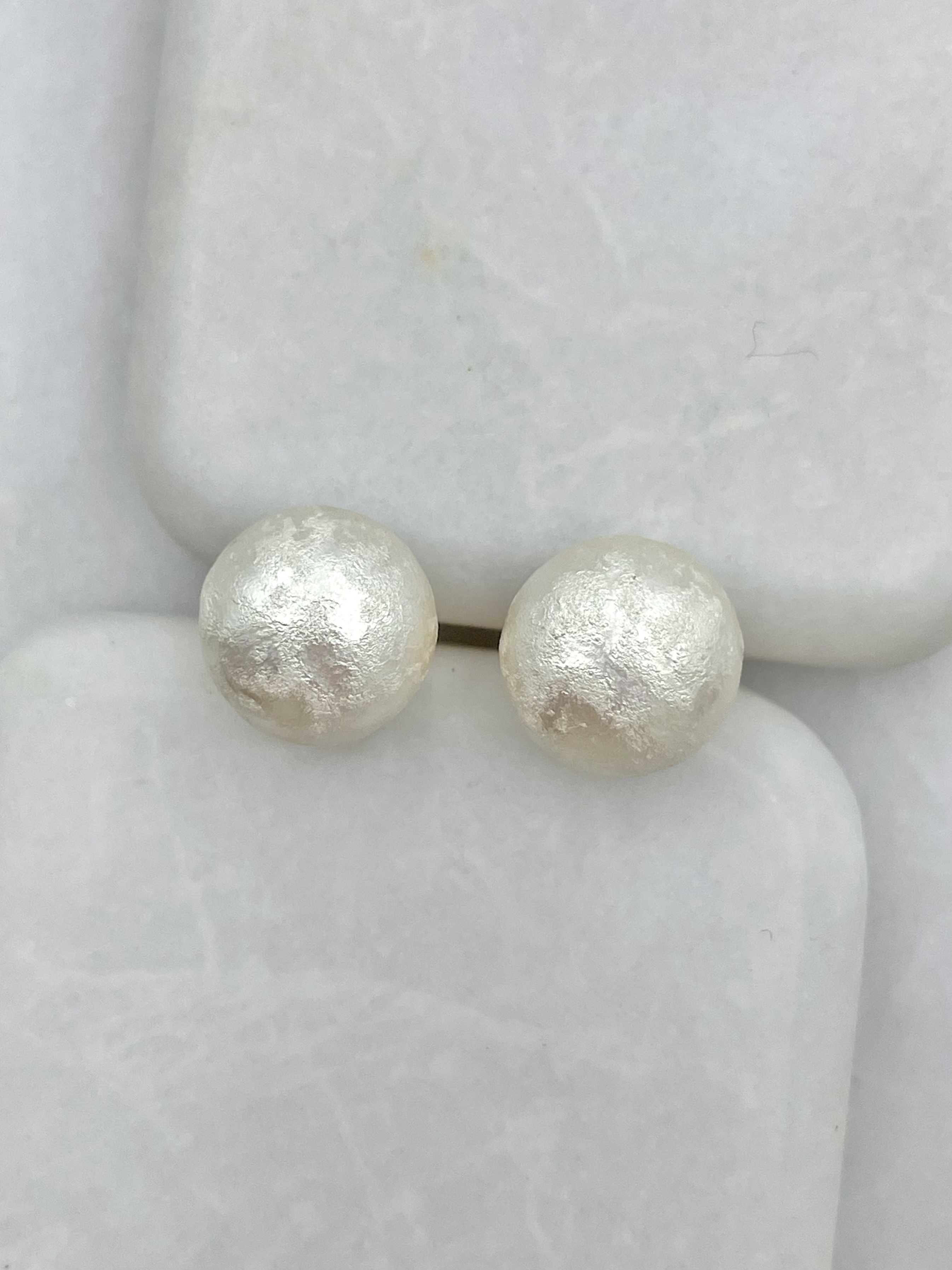 Özel Seri Eskitme Model İnci Küpe Gold