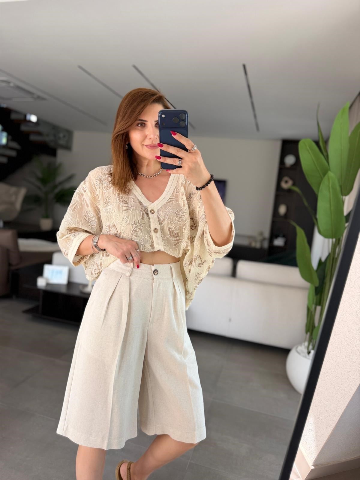 Bej Şehir Boy Keten Şort