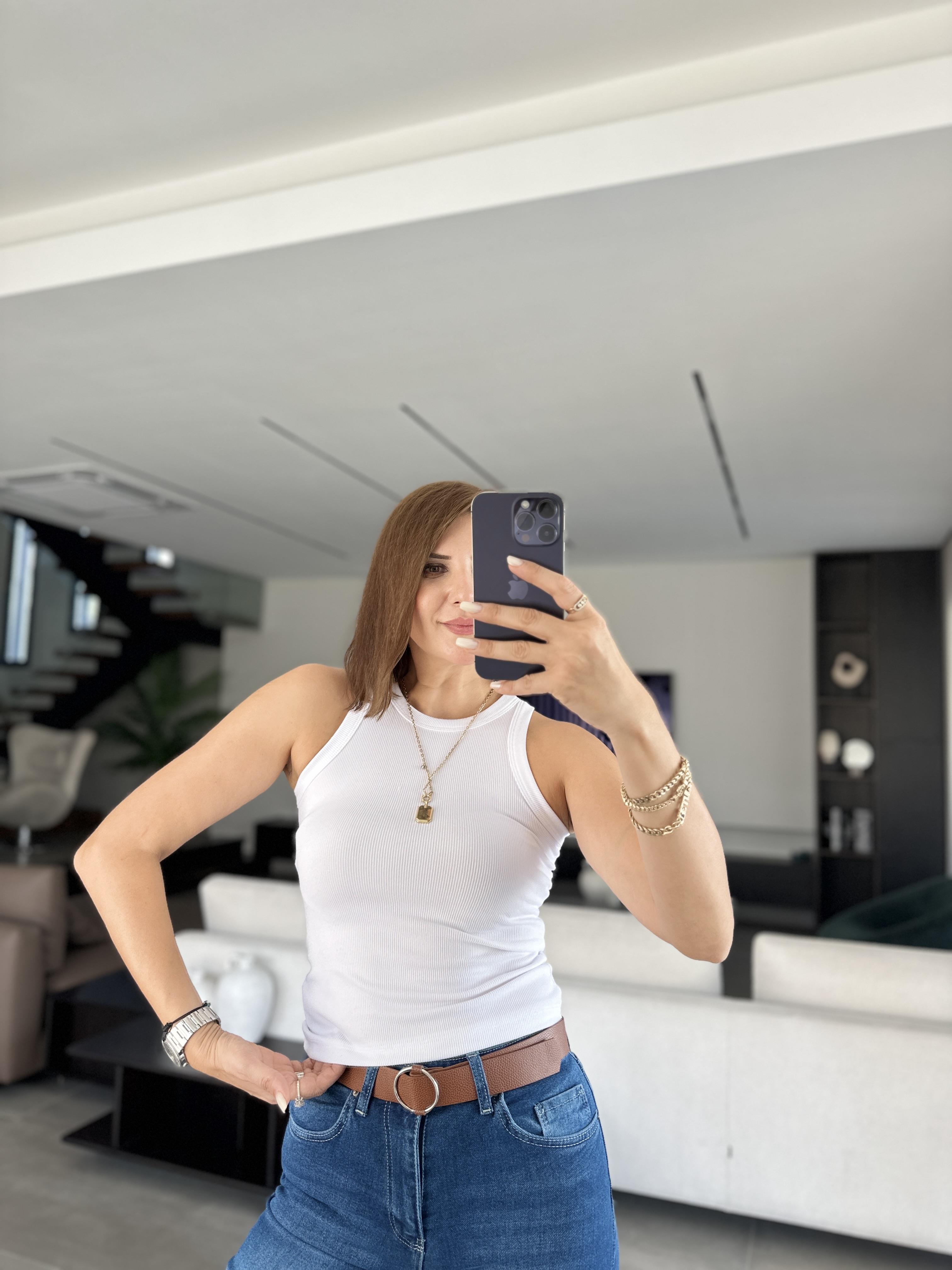 Beyaz Kaşkorse Atlet