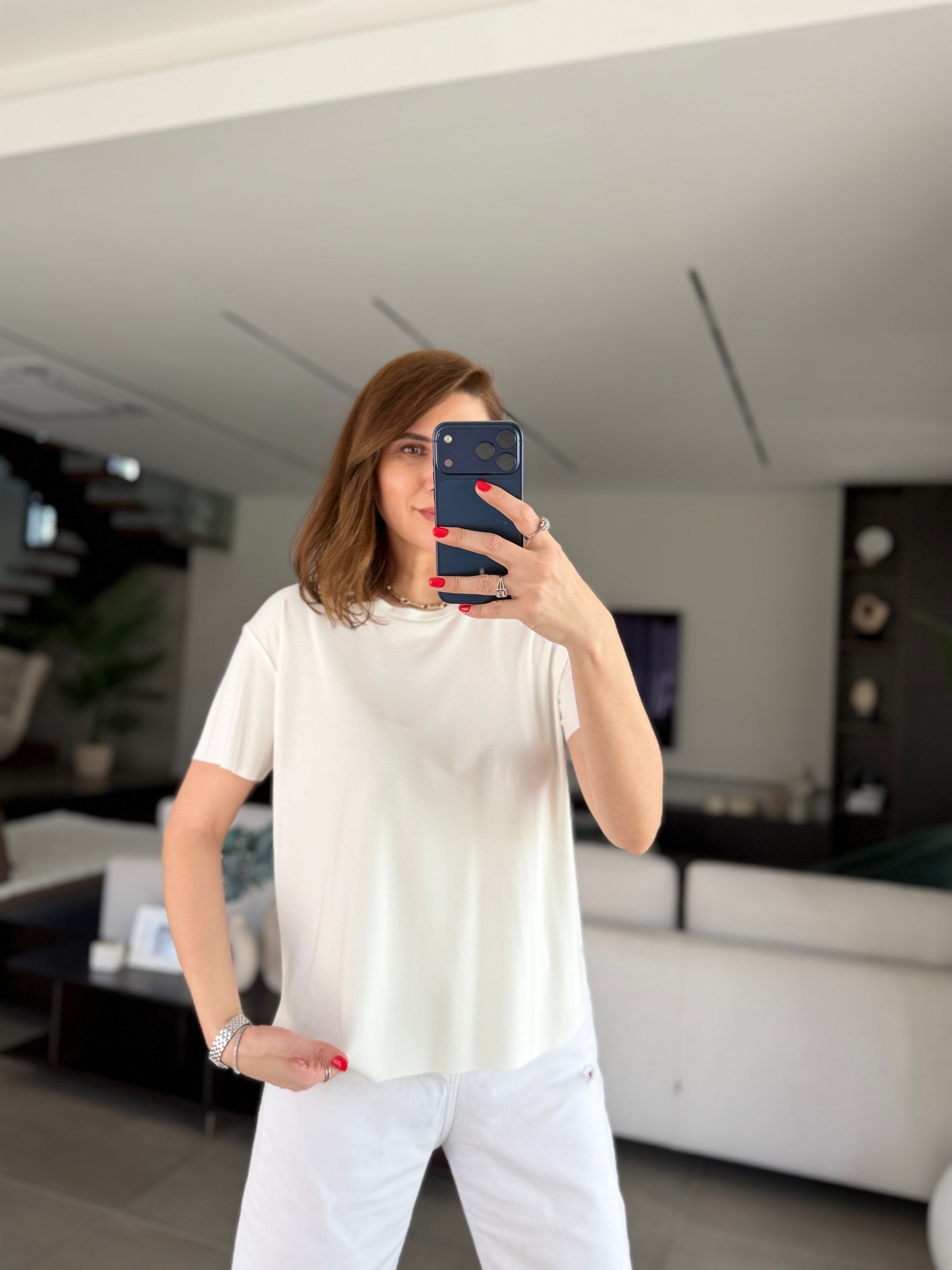 Beyaz Lazer Kesim Basic T-shirt