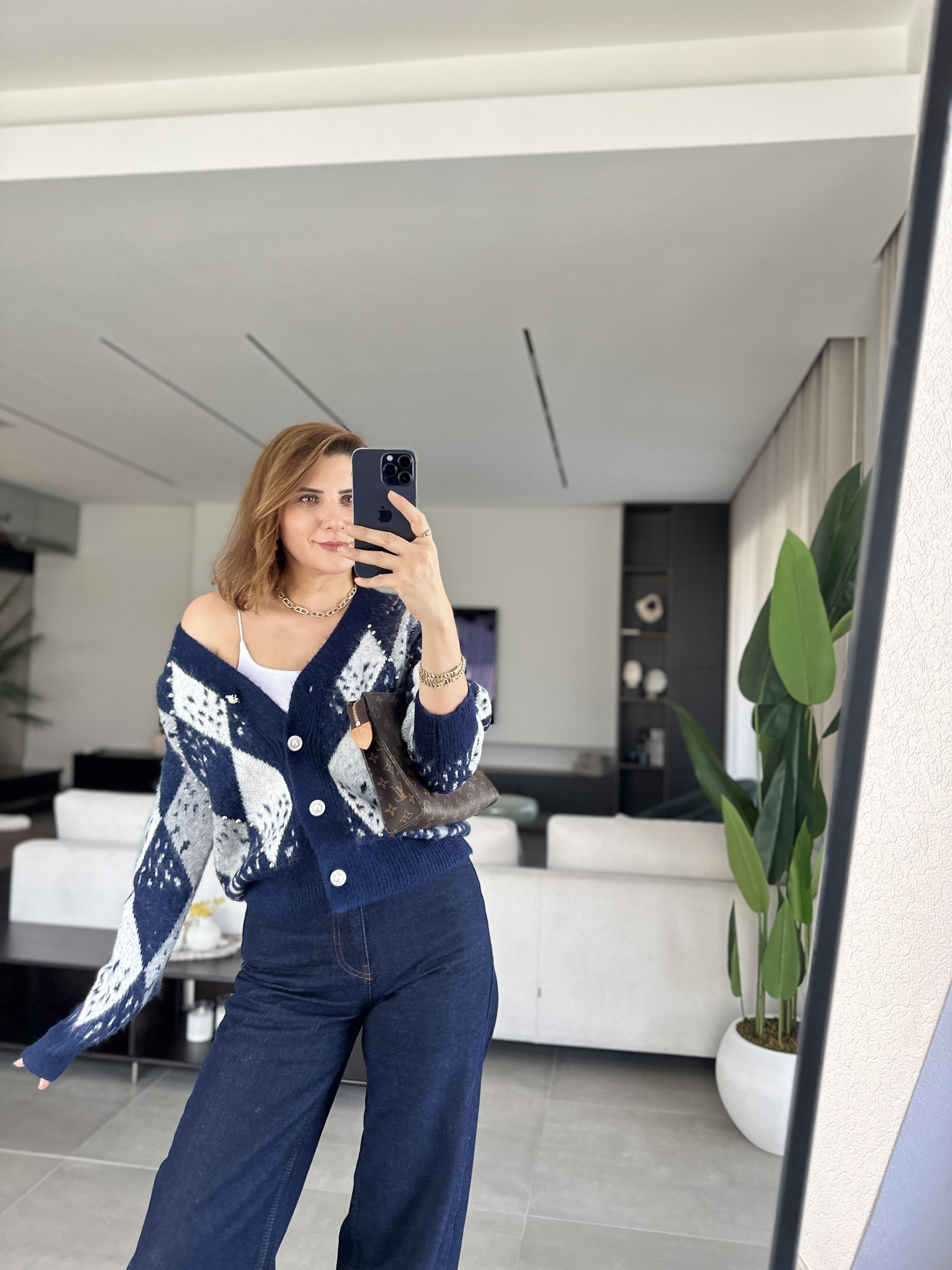 Lacivert İncili Taşlı Premium Hırka