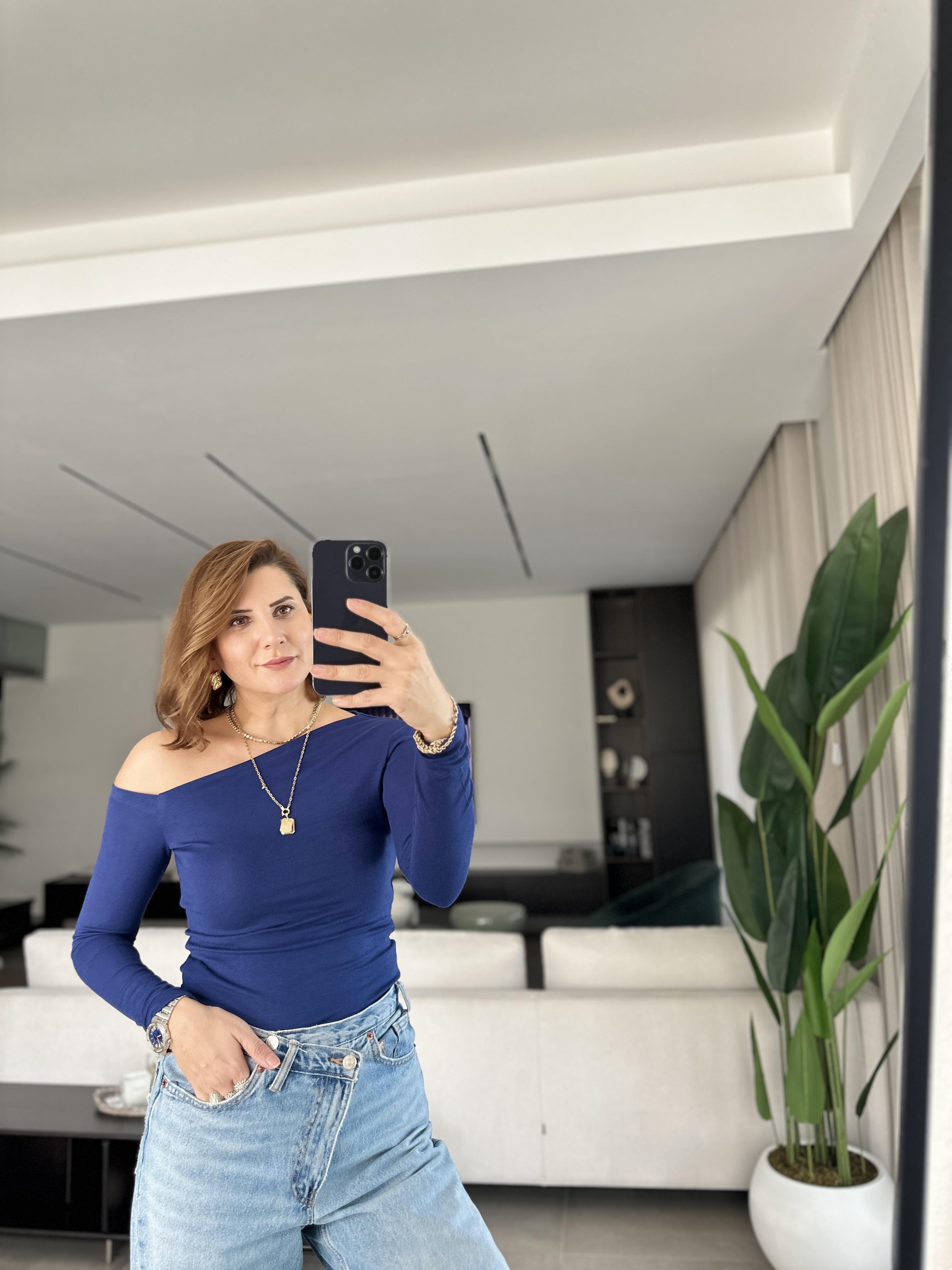 Lacivert Tek Omuz Açık Bluz