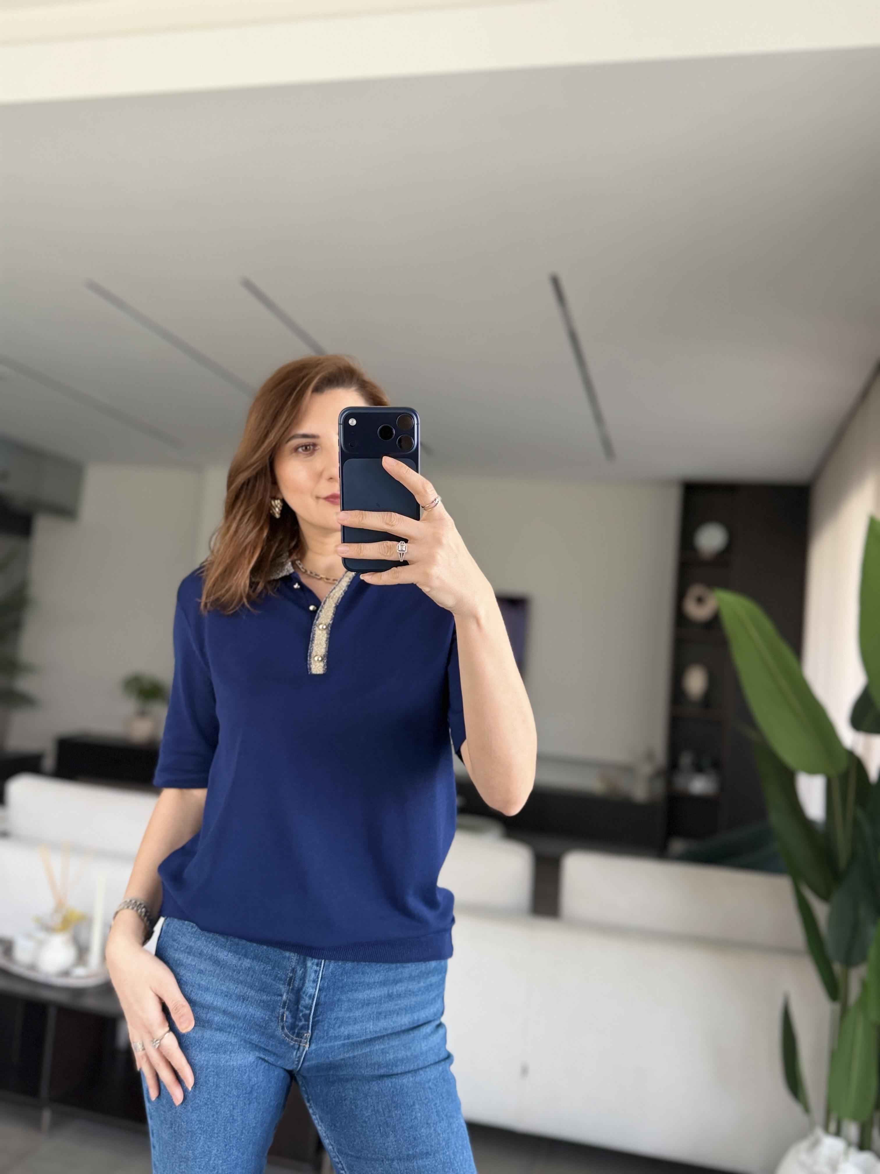 Lacivert  Yaka Sim Detay Düğmeli Bluz