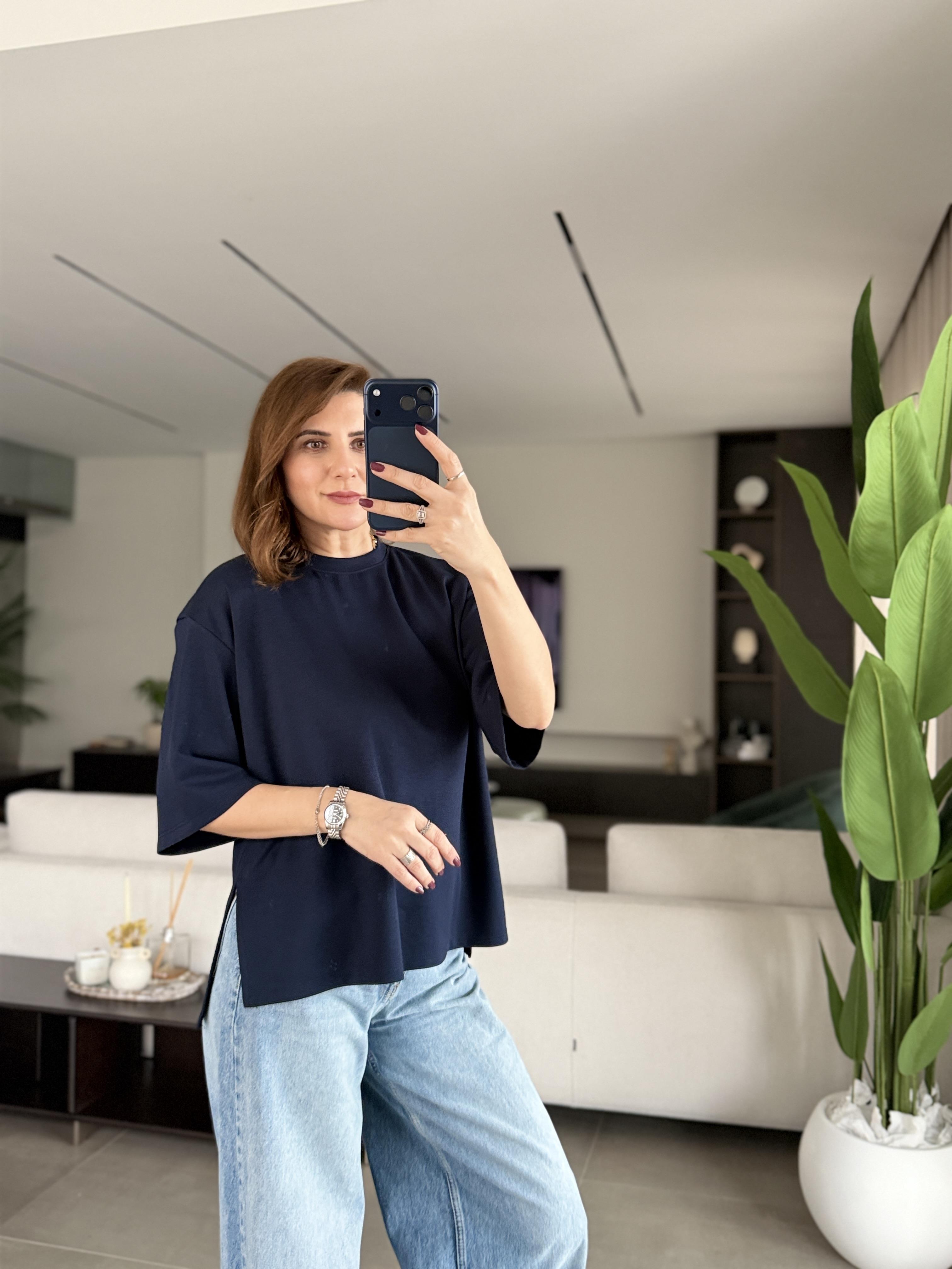Lacivert Yanı Yırtmaç Detaylı Omuz Dikişli Basic T-shirt