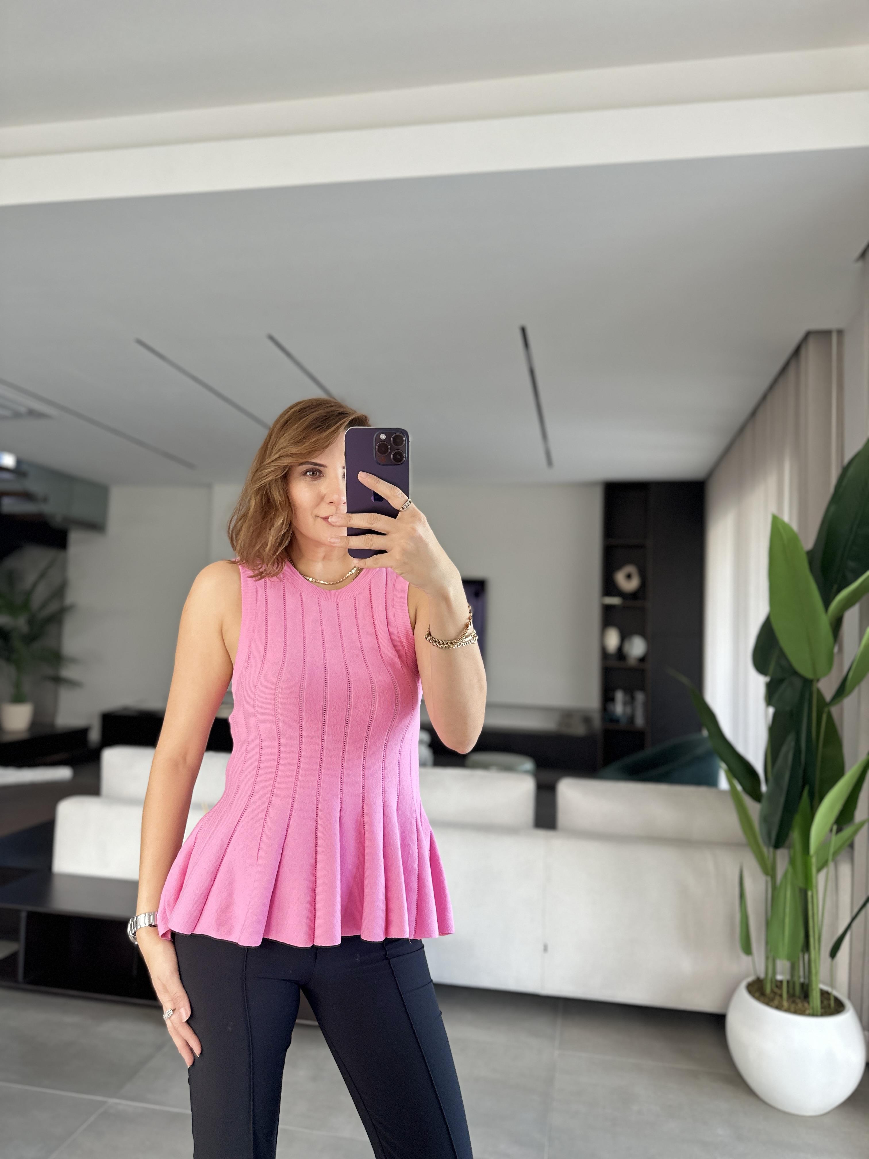 Pembe Belden Oturtmalı Volanlı Bluz