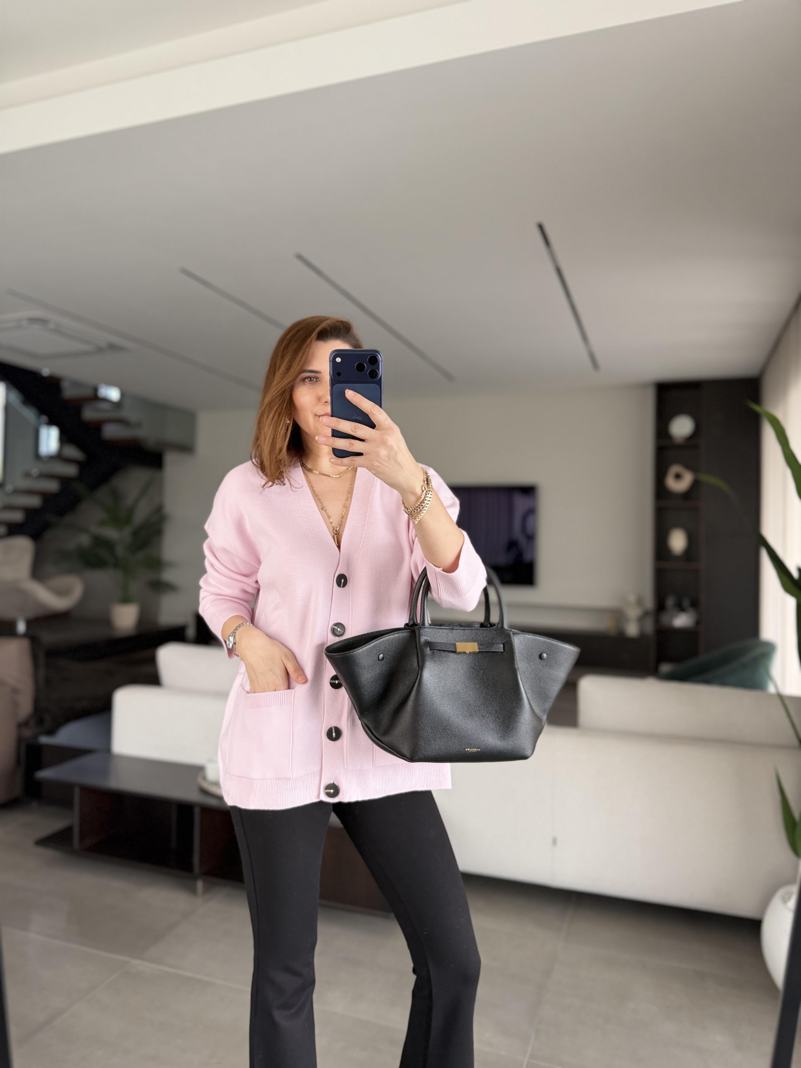 Pembe Önü Düğmeli Cepli Uzun Hırka