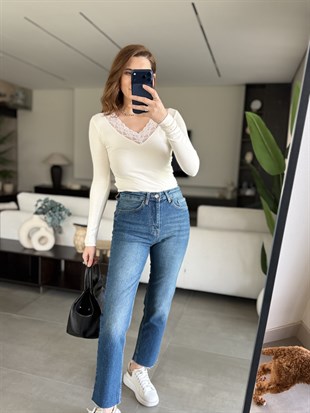 Mavi ZR Model Kesik Paça Jean