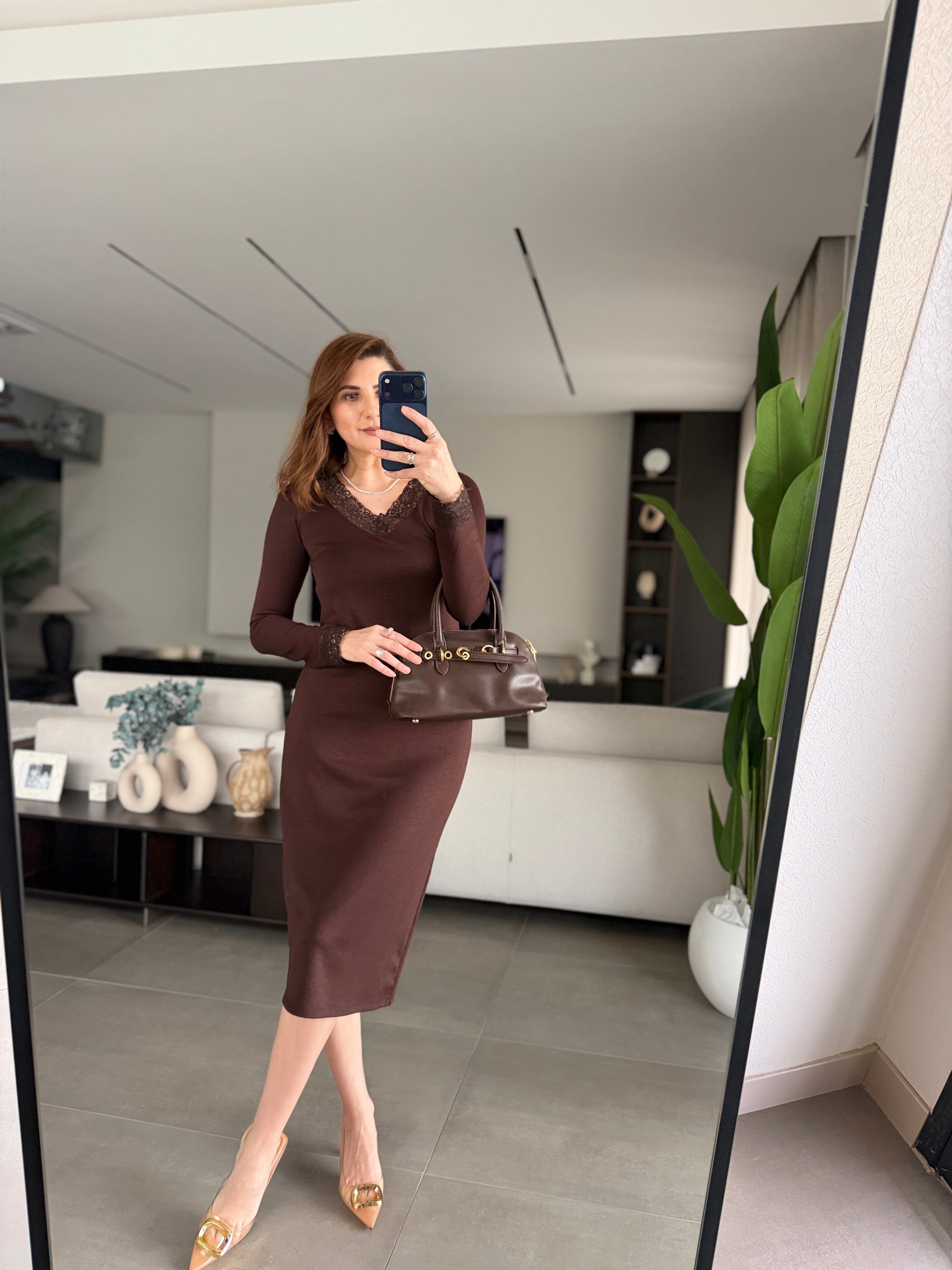 Acı Kahve Dantel Yaka Modal Elbise