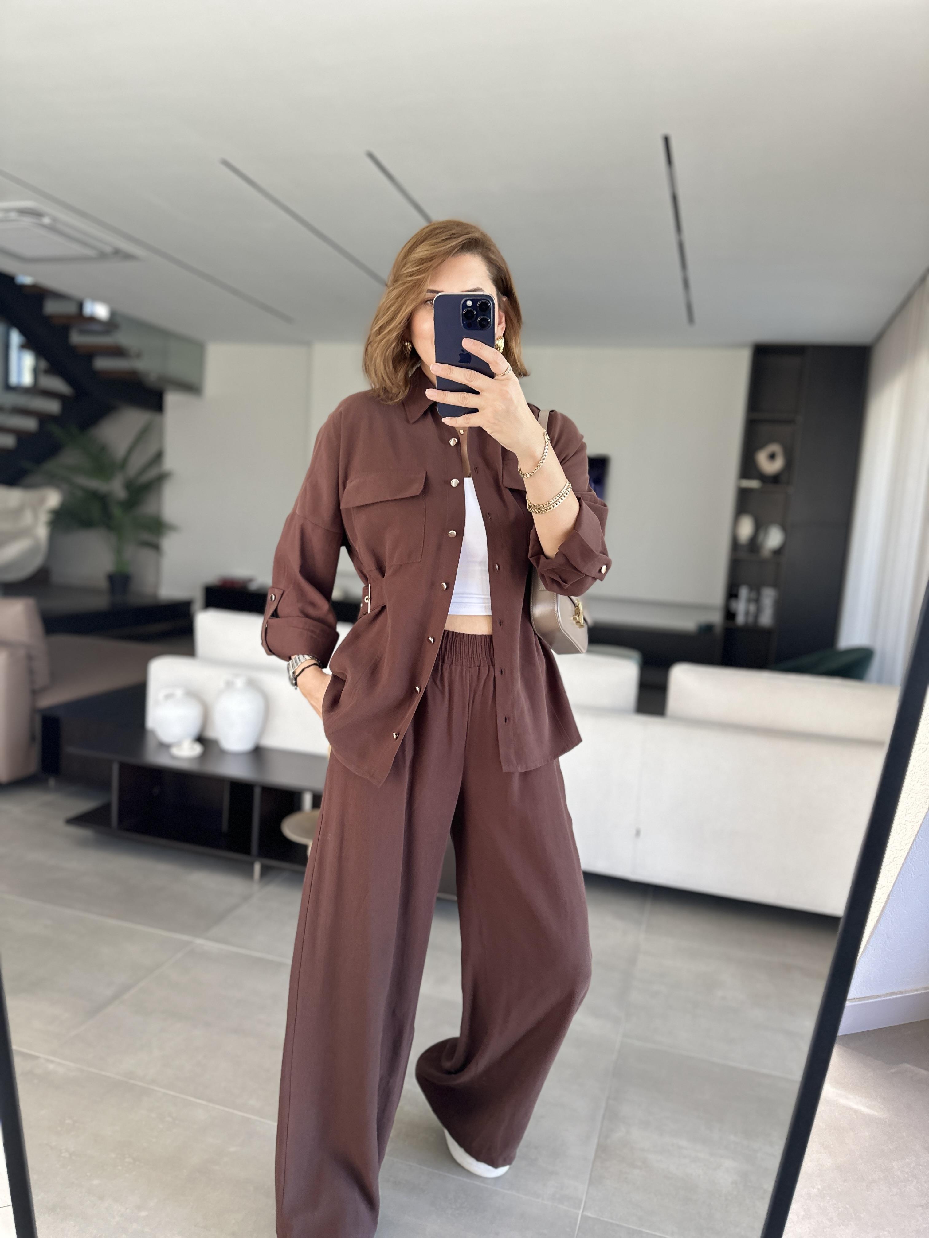Acı Kahve Gömleği Tokalı Tencel Pantolonlu Takım