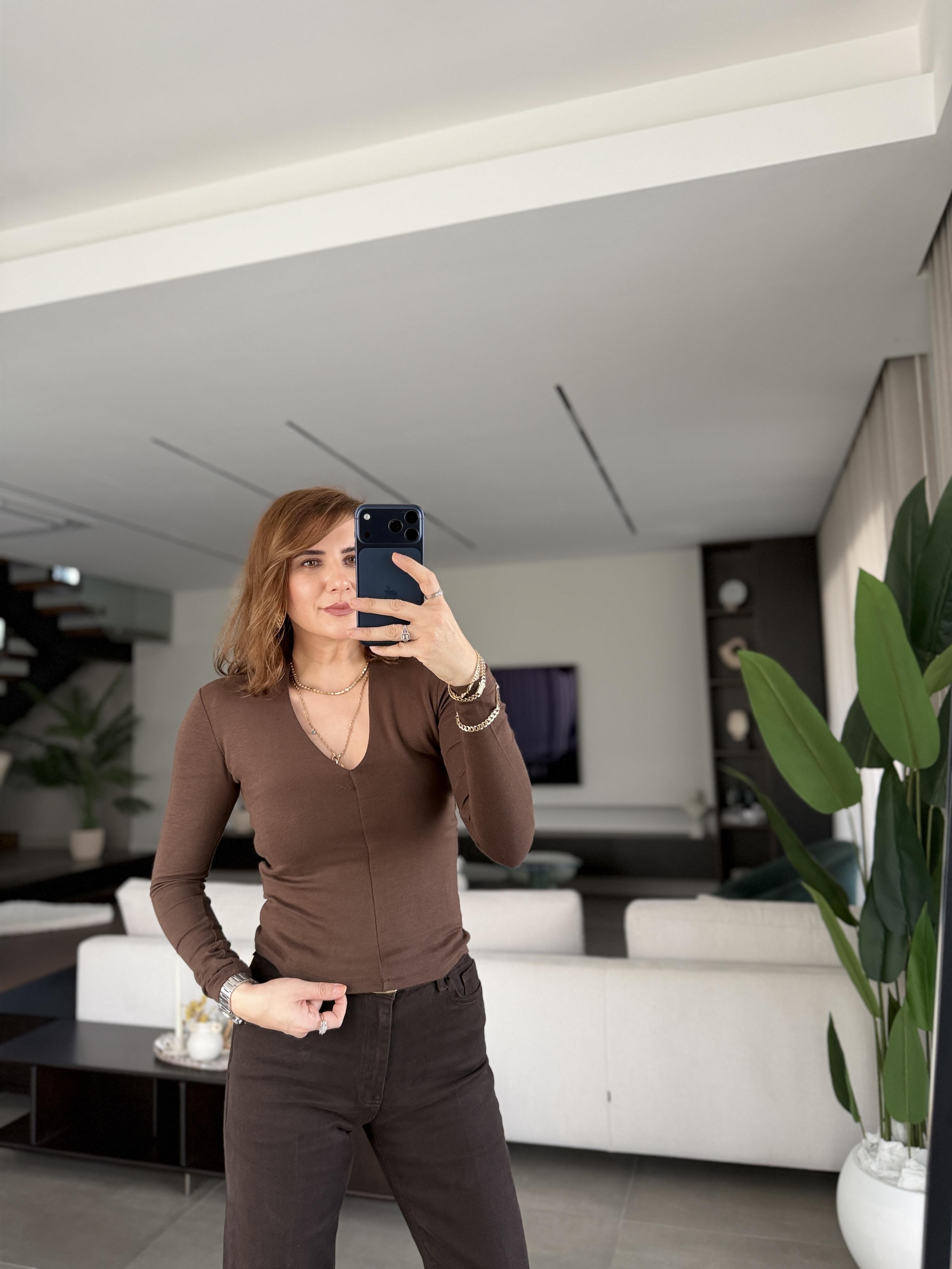 Acı Kahve V Yaka Önü Dikişli Bluz