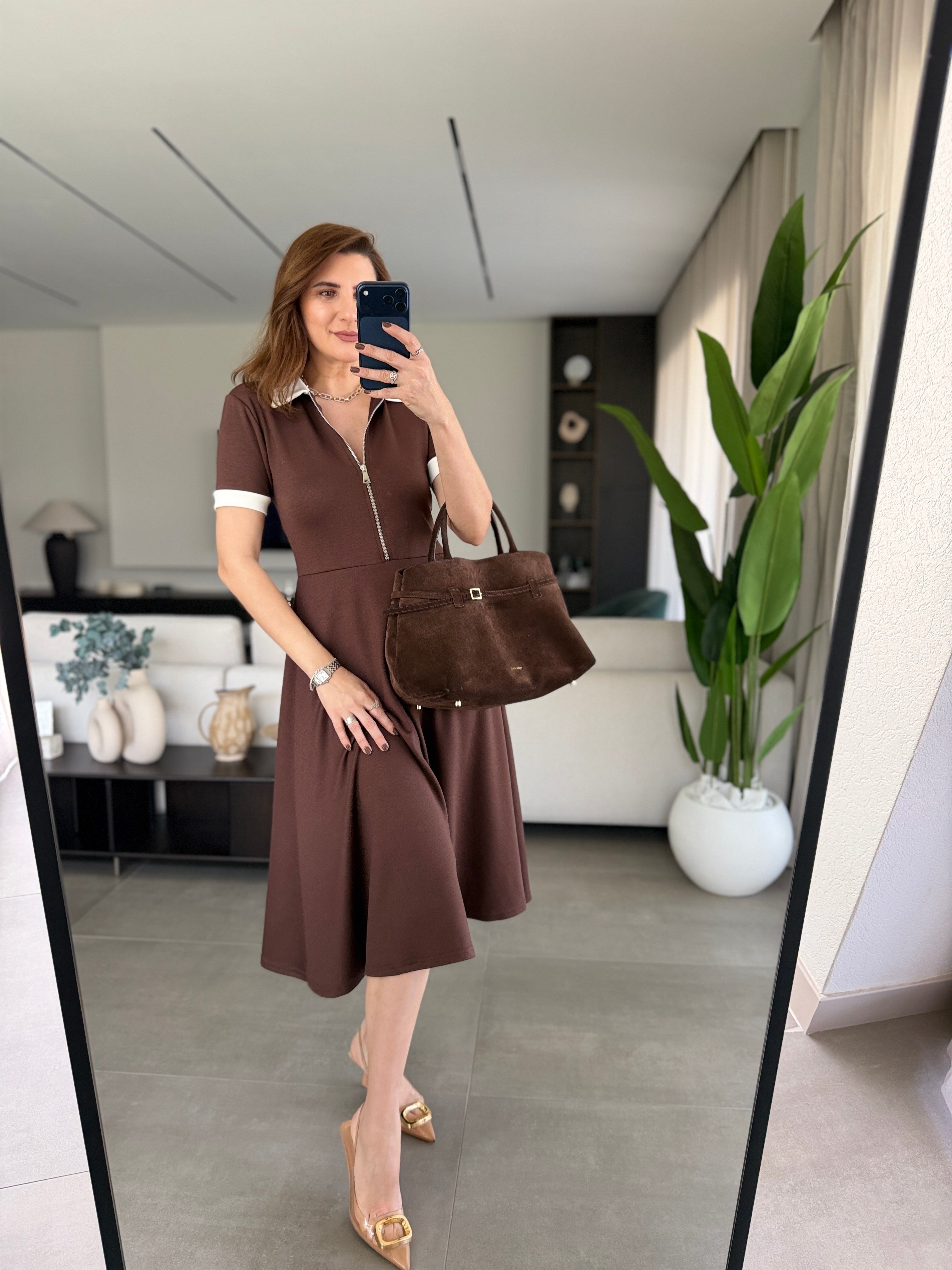 Acı Kahve Yaka Ve Kol Garnili Yarım Fermuarlı Elbise